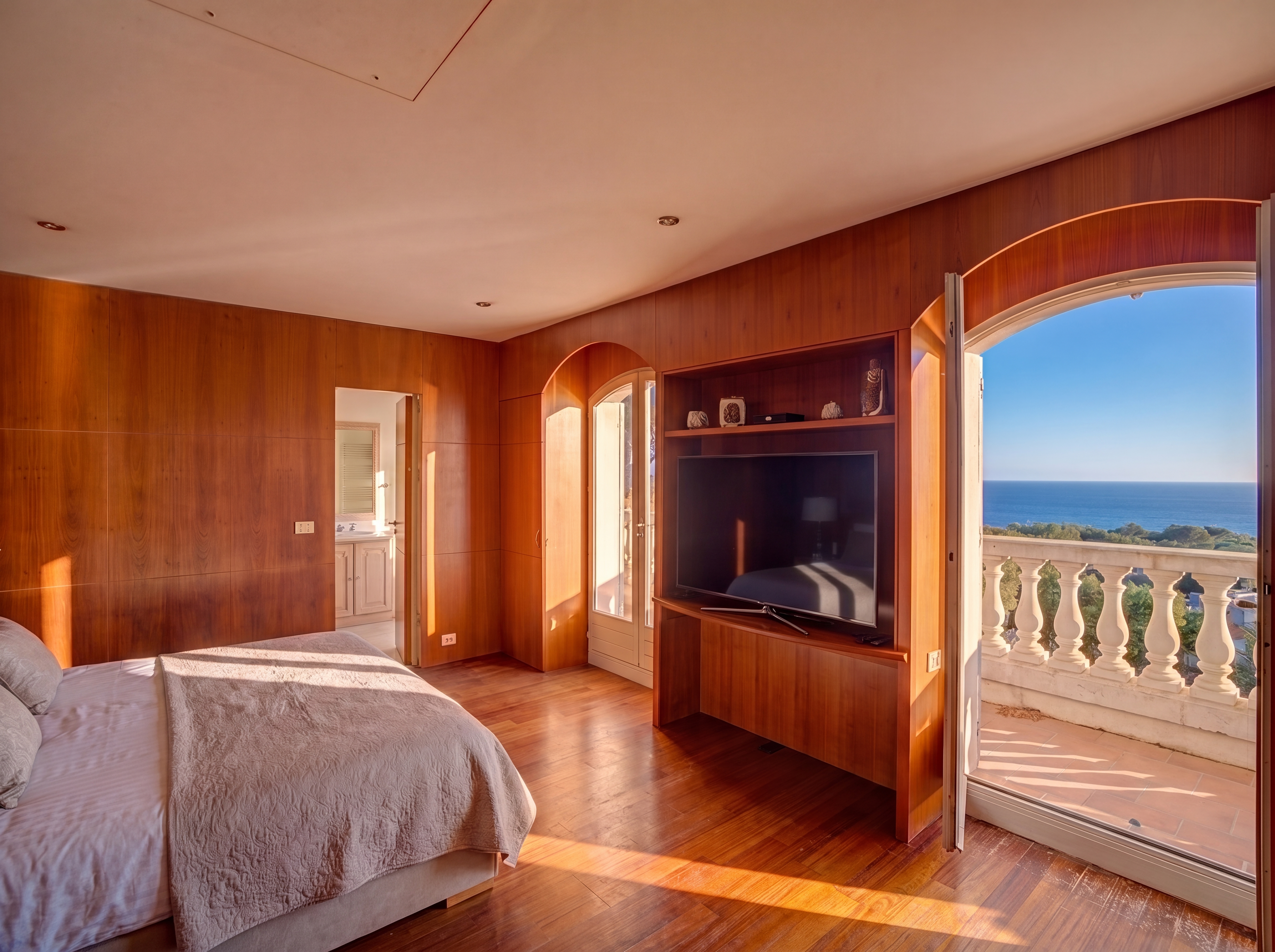 French property for sale in Saint-Jean-Cap-Ferrat, Alpes-Maritimes - €12,600,000 - photo 