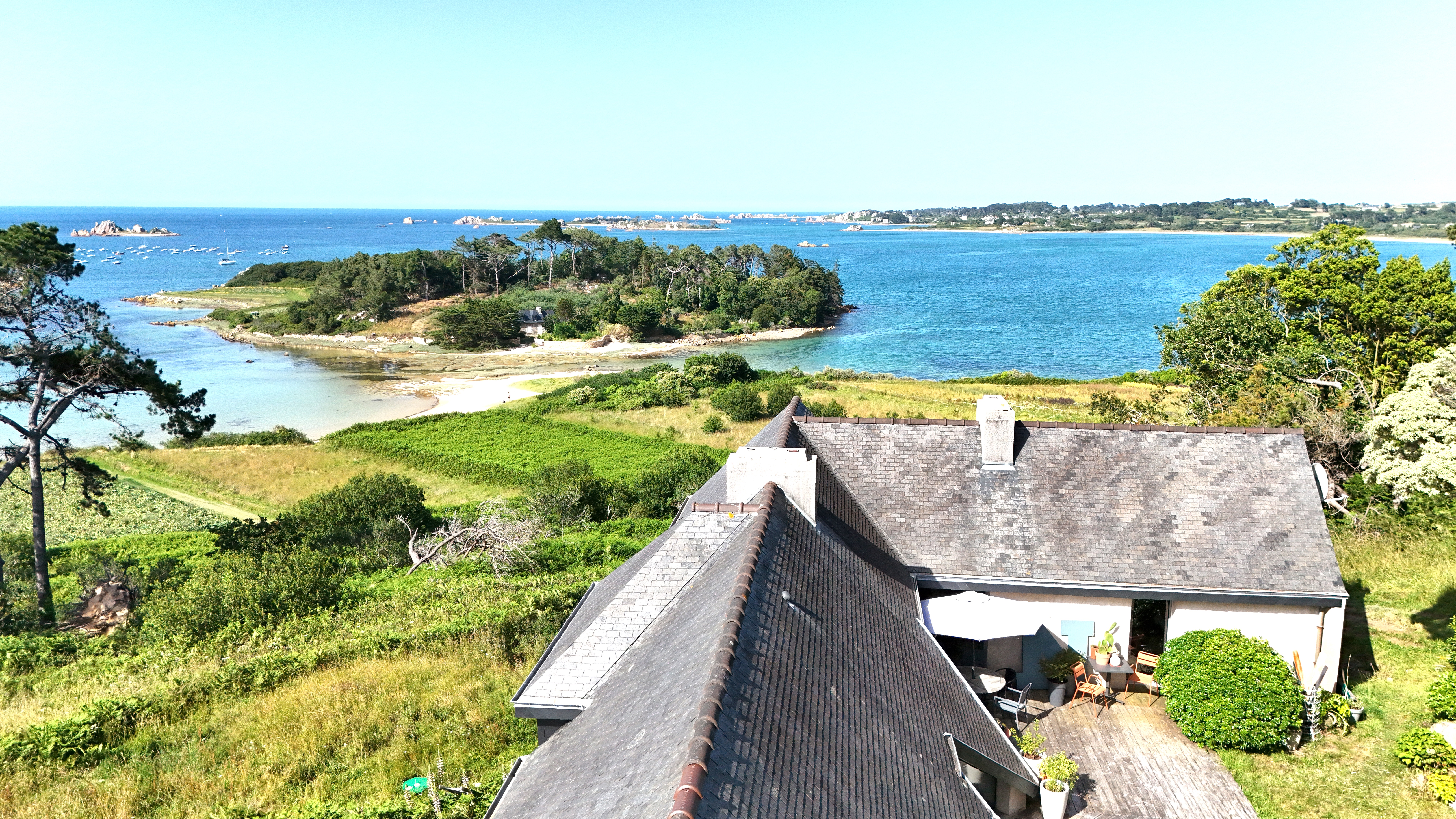 French property for sale in Penvénan, Côtes-d'Armor - €998,400 - photo 