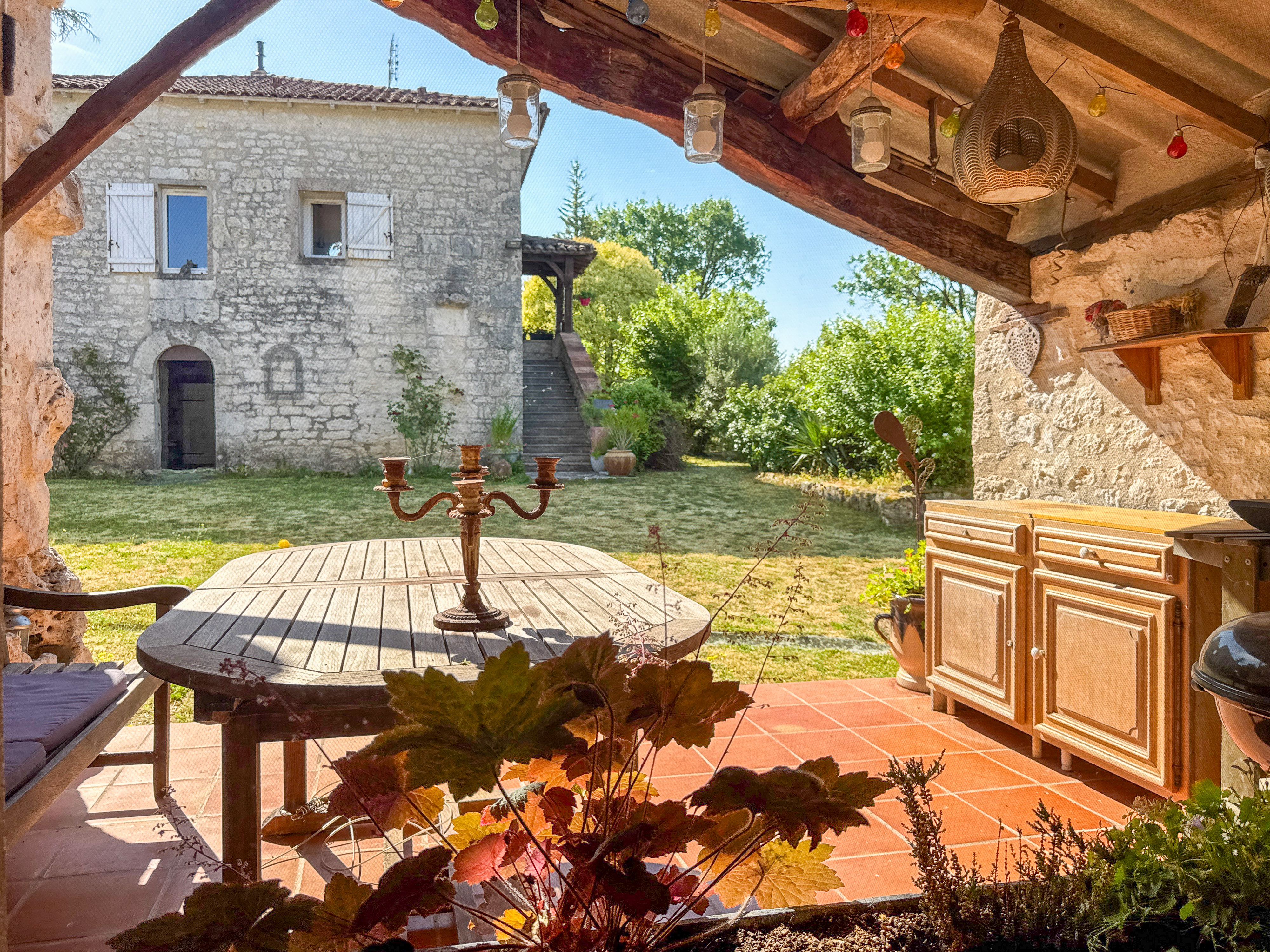 Propriété en France à vendre à Touffailles, Tarn-et-Garonne - €551 200 - photo 