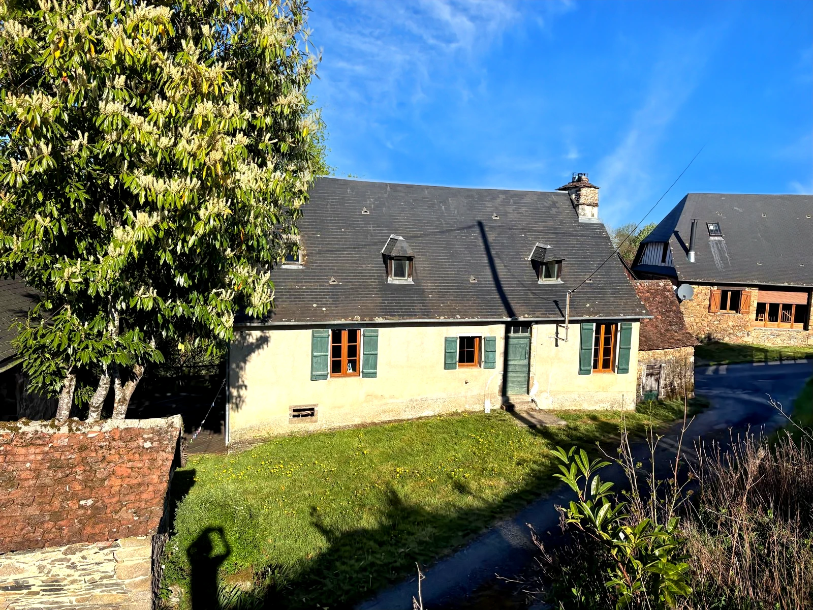French property for sale in Lascaux, Corrèze - €449,000 - photo 