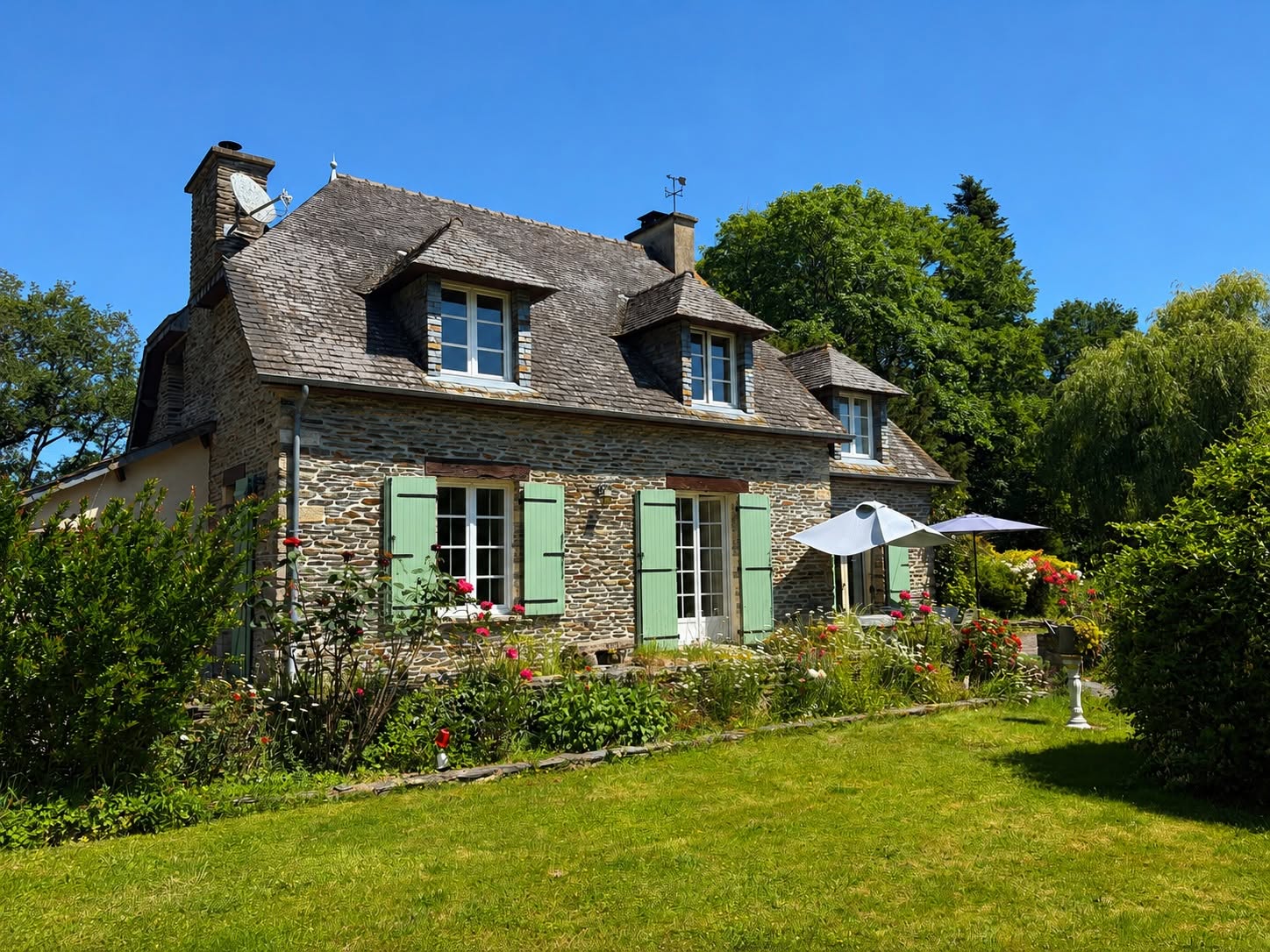 French property for sale in Ploërmel, Morbihan - €685,000 - photo 