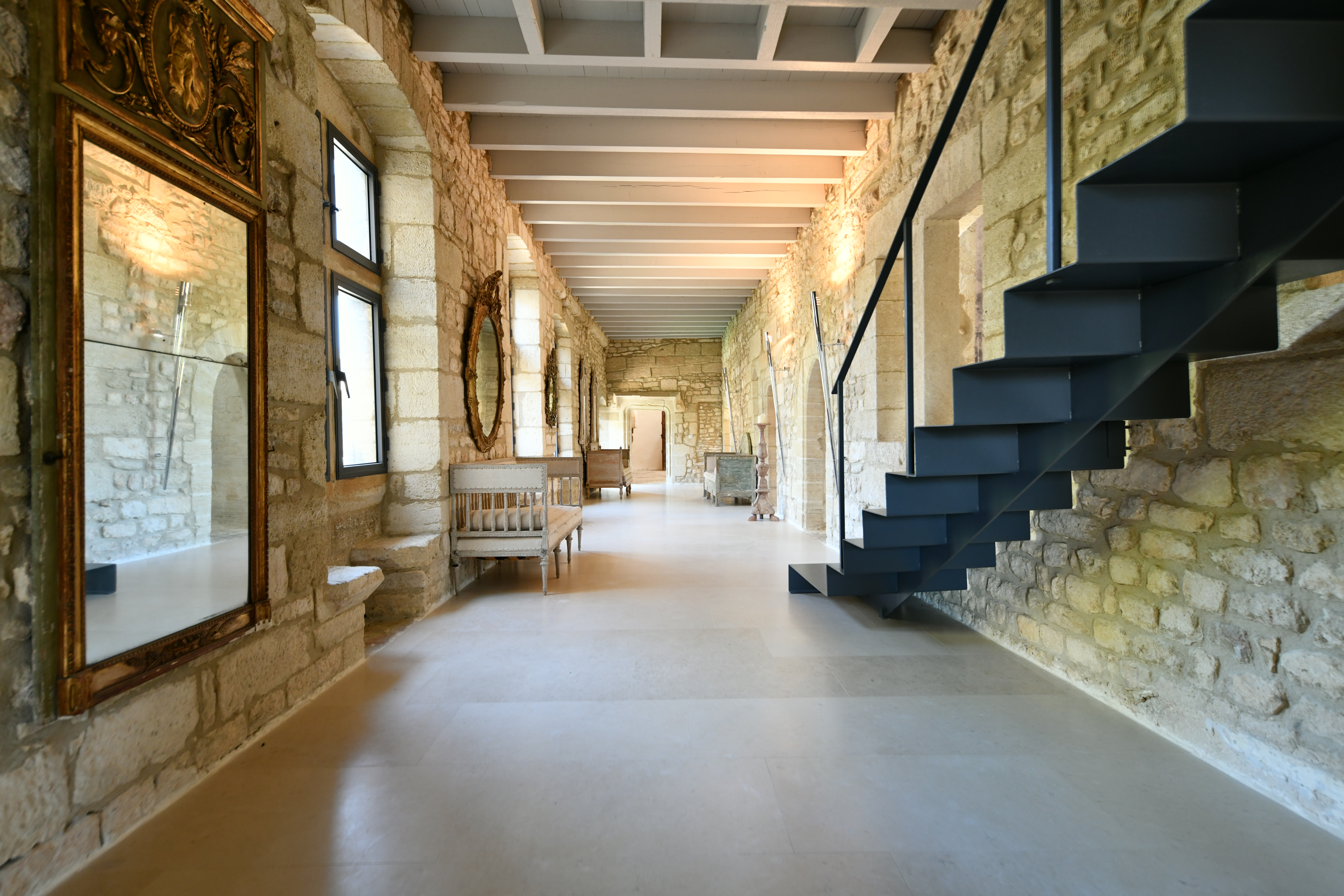 French property for sale in Saint-Maximin, Gard - €2,500,000 - photo 