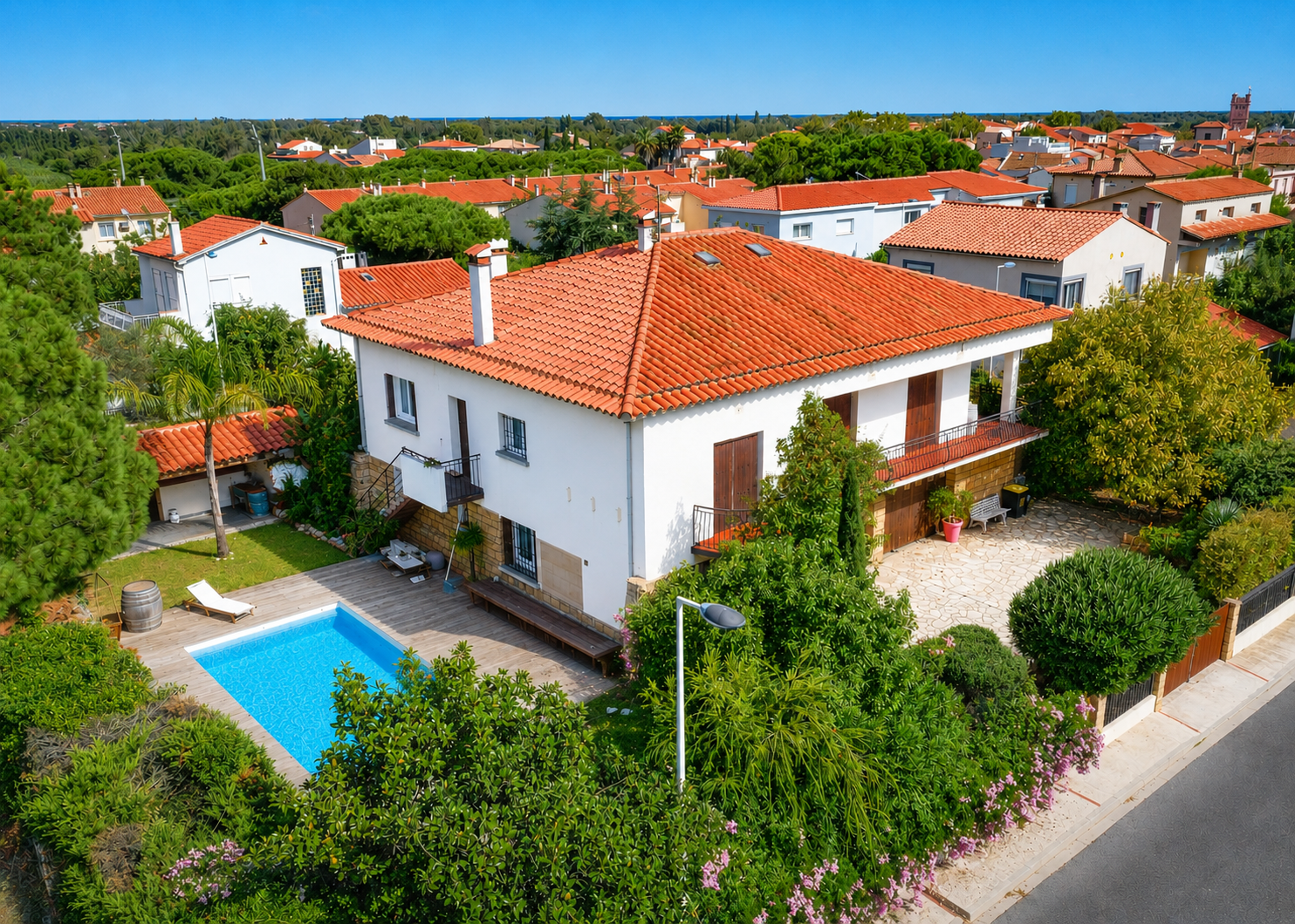 French property for sale in Canet-en-Roussillon, Pyrénées-Orientales - €629,000 - photo 