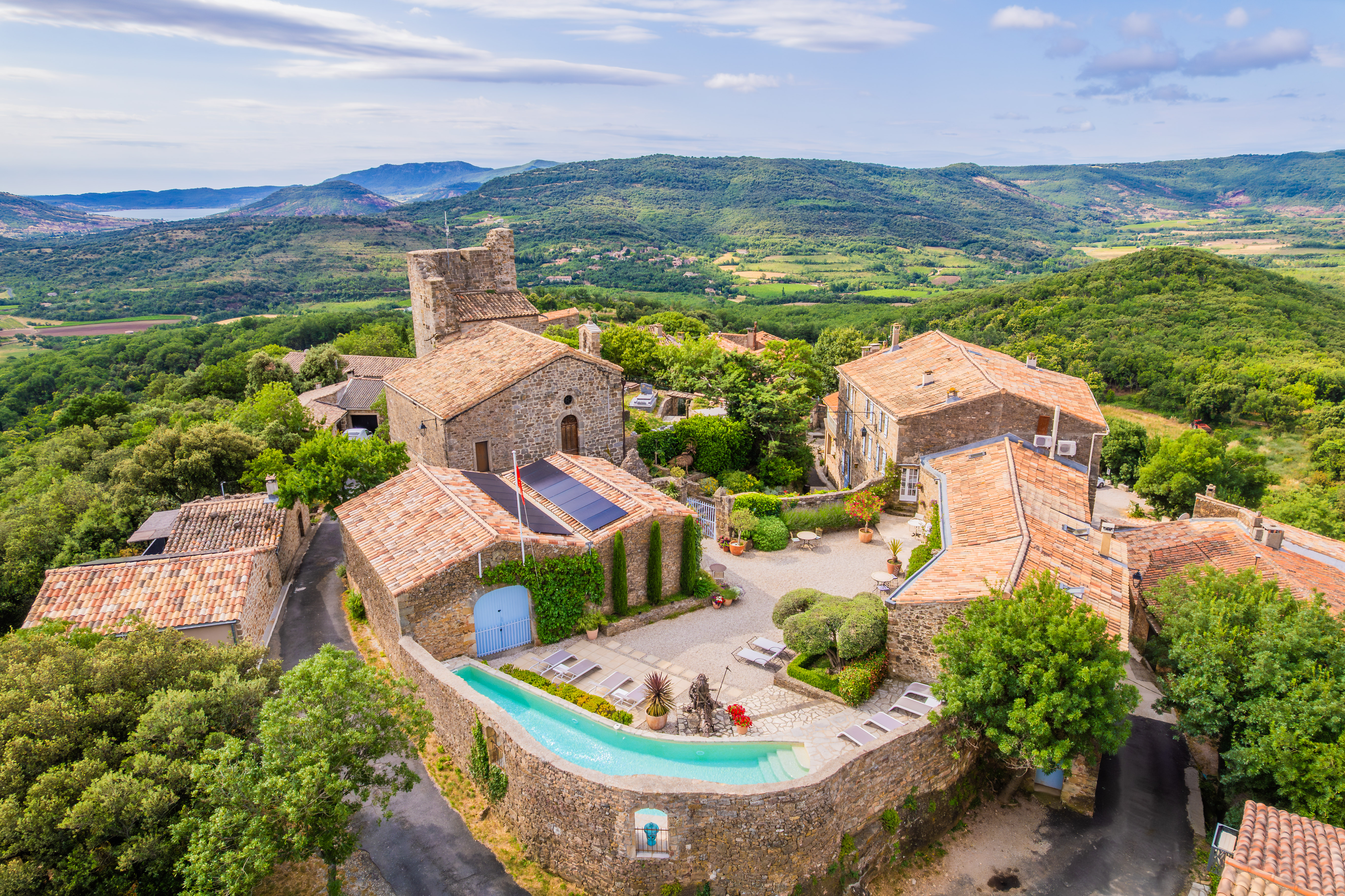 Propriété en France à vendre à Lodève, Hérault - €1 455 000 - photo 