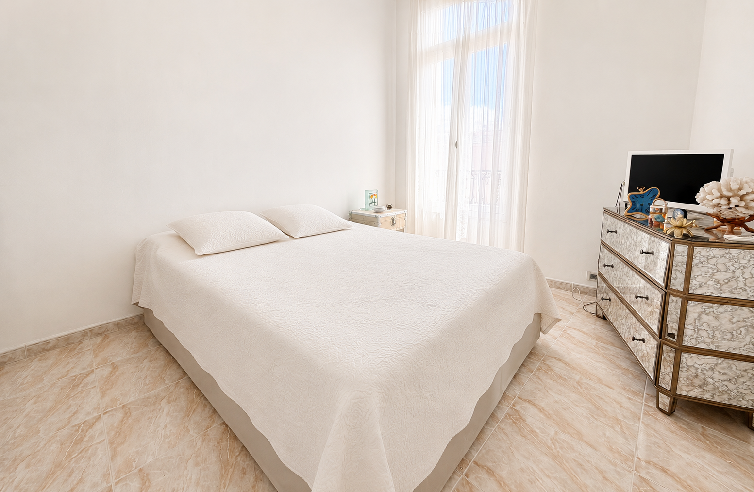 Propriété en France à vendre à Nice, Alpes-Maritimes - €670 000 - photo 