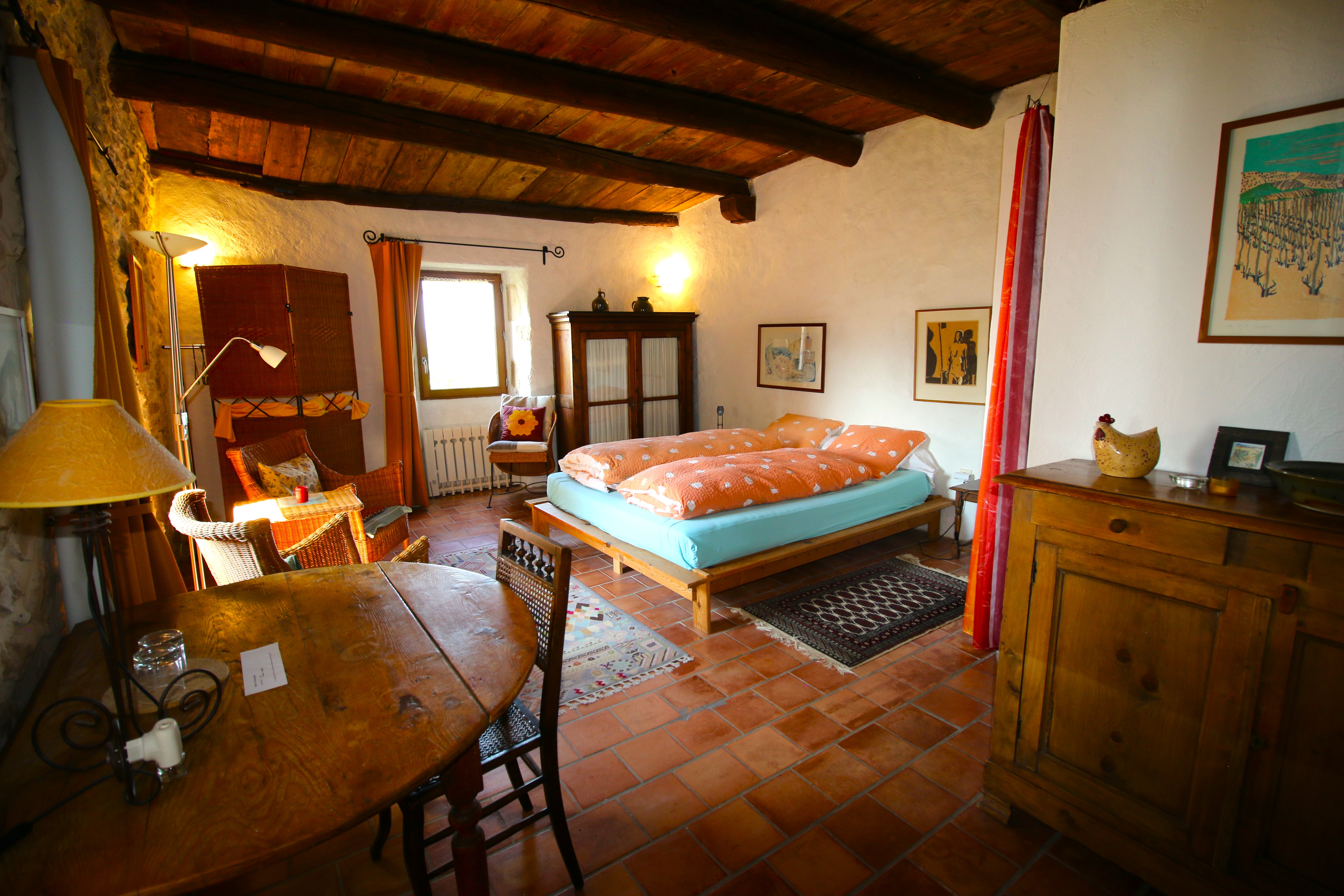Propriété en France à vendre à Vallon-Pont-d'Arc, Ardèche - €888 000 - photo 