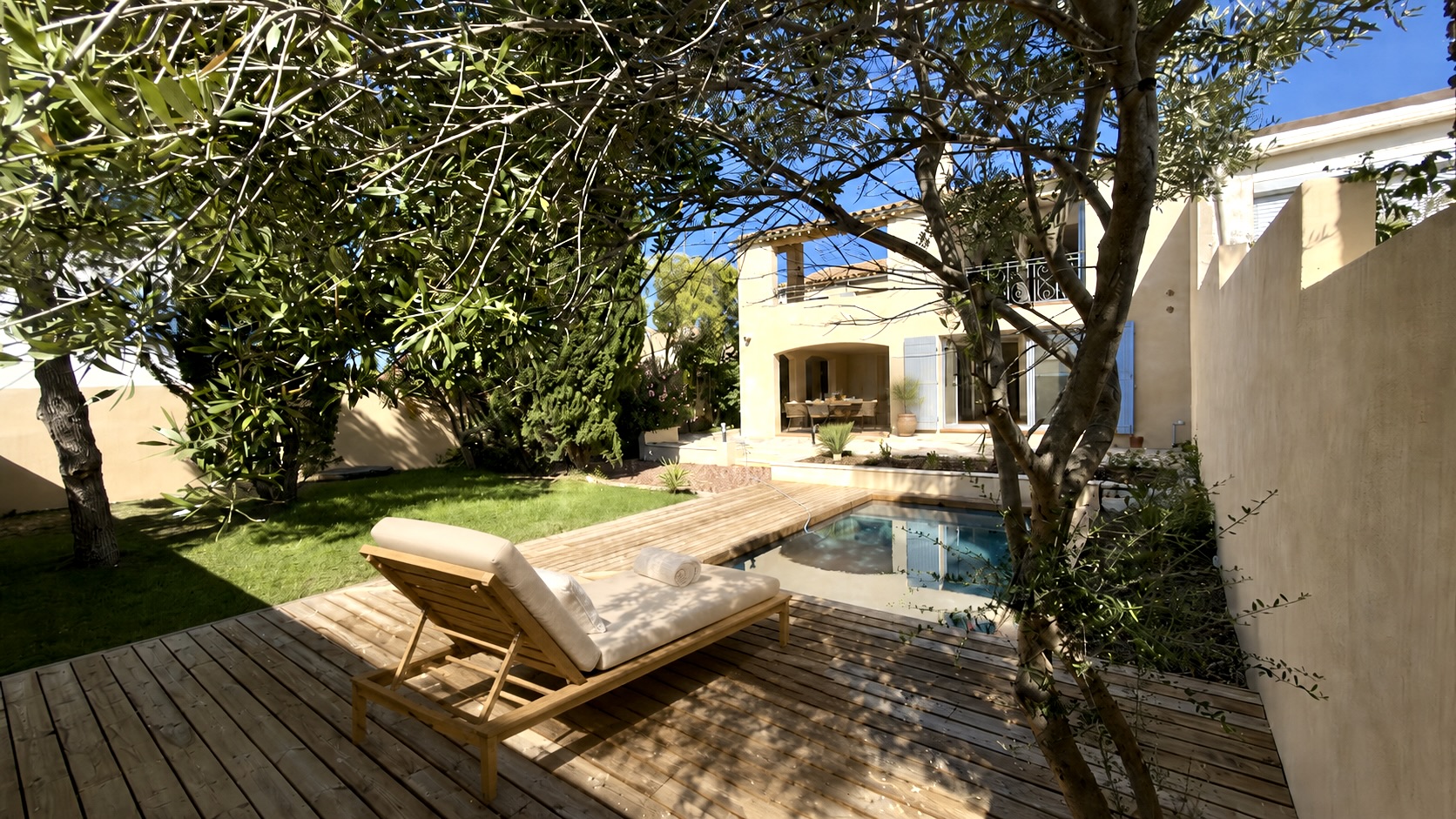 French property for sale in Bages, Aude - €842,105 - photo 