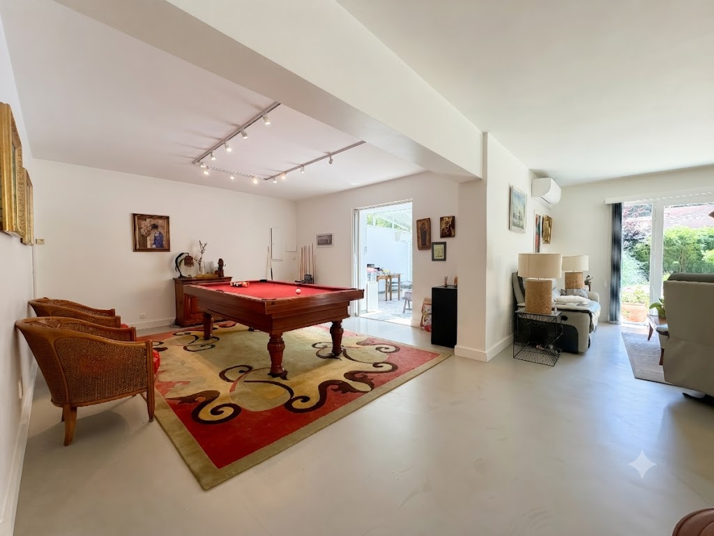 Propriété en France à vendre à Mougins, Alpes-Maritimes - €880 000 - photo 
