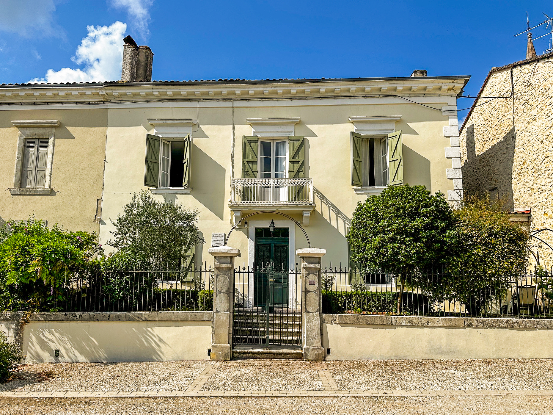 French property for sale in Sos, Lot-et-Garonne - €375,000 - photo 