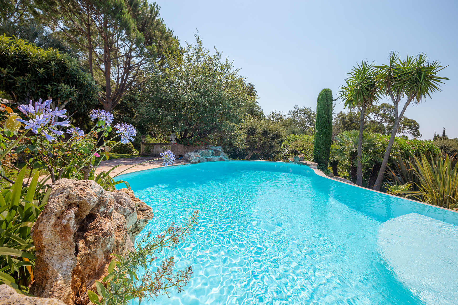Propriété en France à vendre à Grimaud, Var - €2 700 000 - photo 