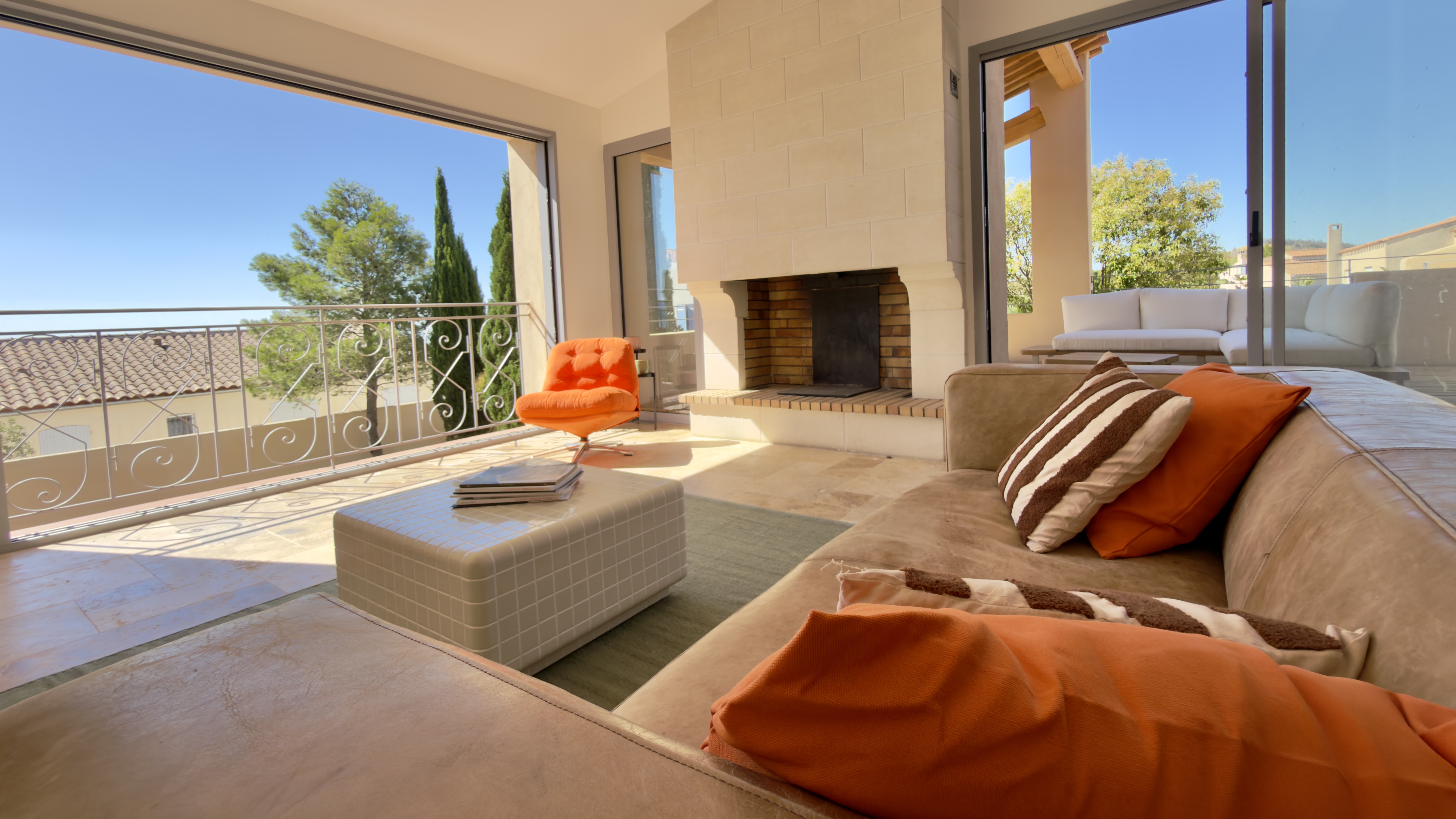 French property for sale in Bages, Aude - €842,105 - photo 