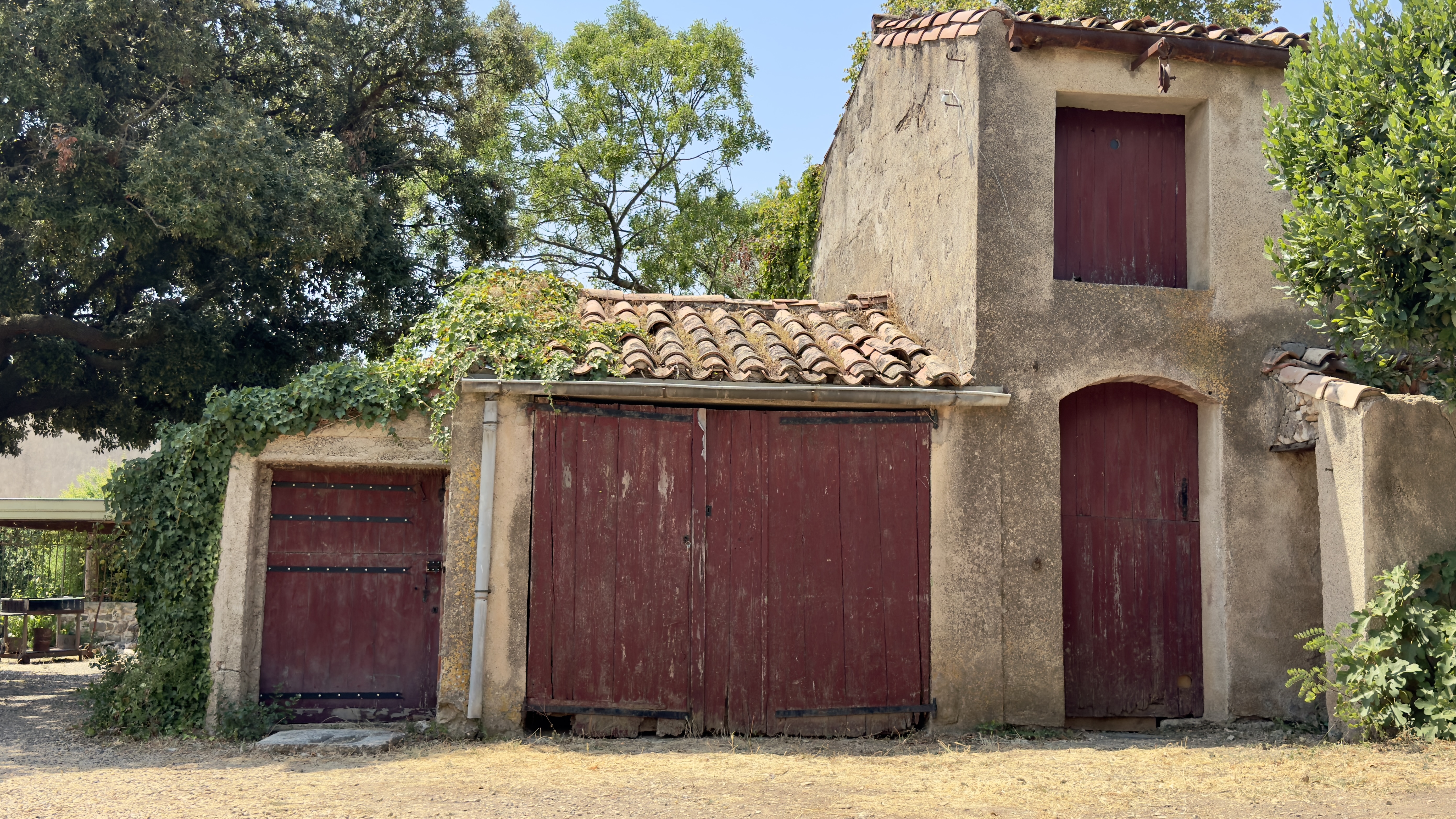 French property for sale in Saint-Jean-de-Minervois, Hérault - €970,000 - photo 