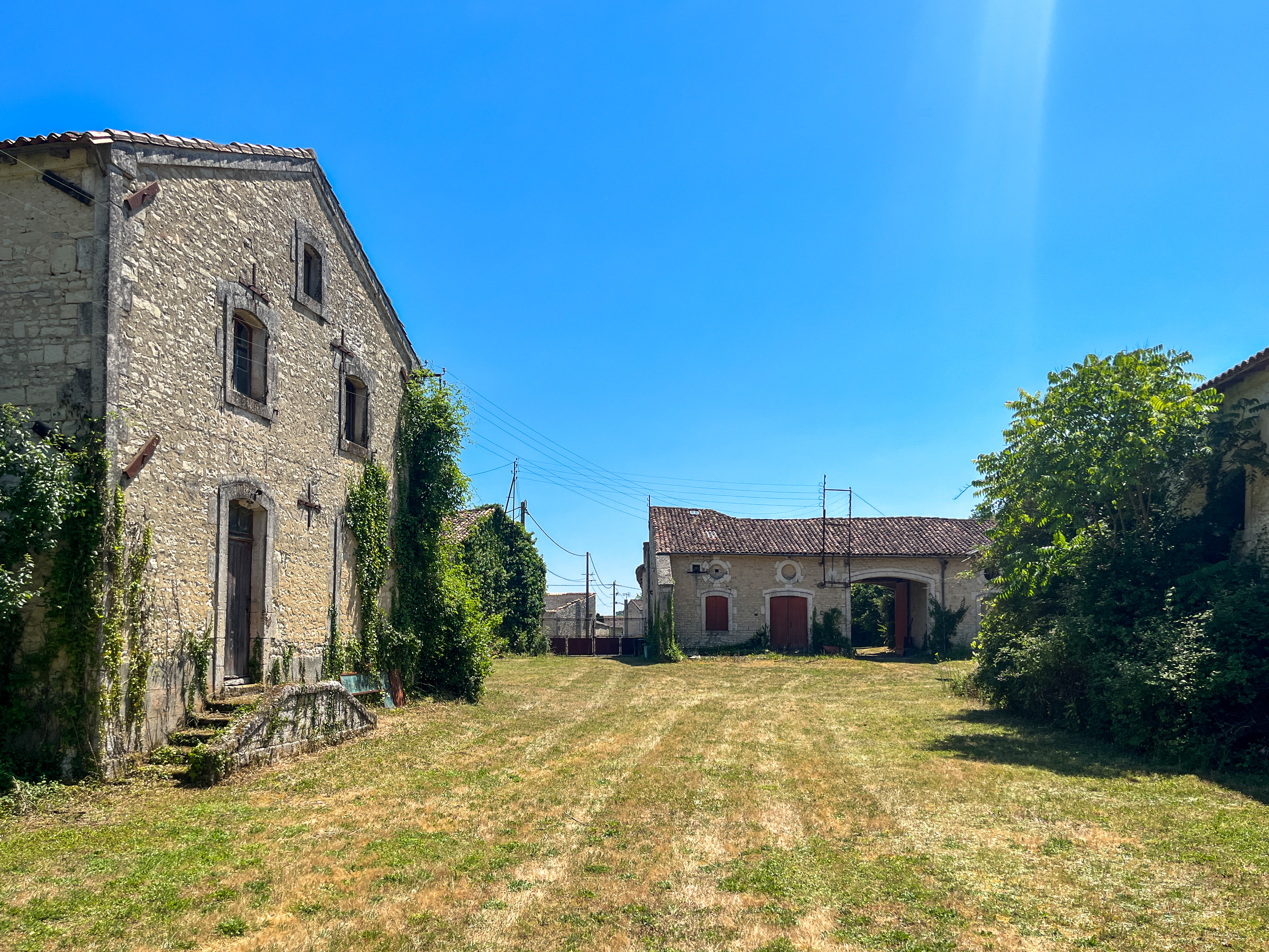 French property for sale in Oradour, Charente - €1,170,000 - photo 
