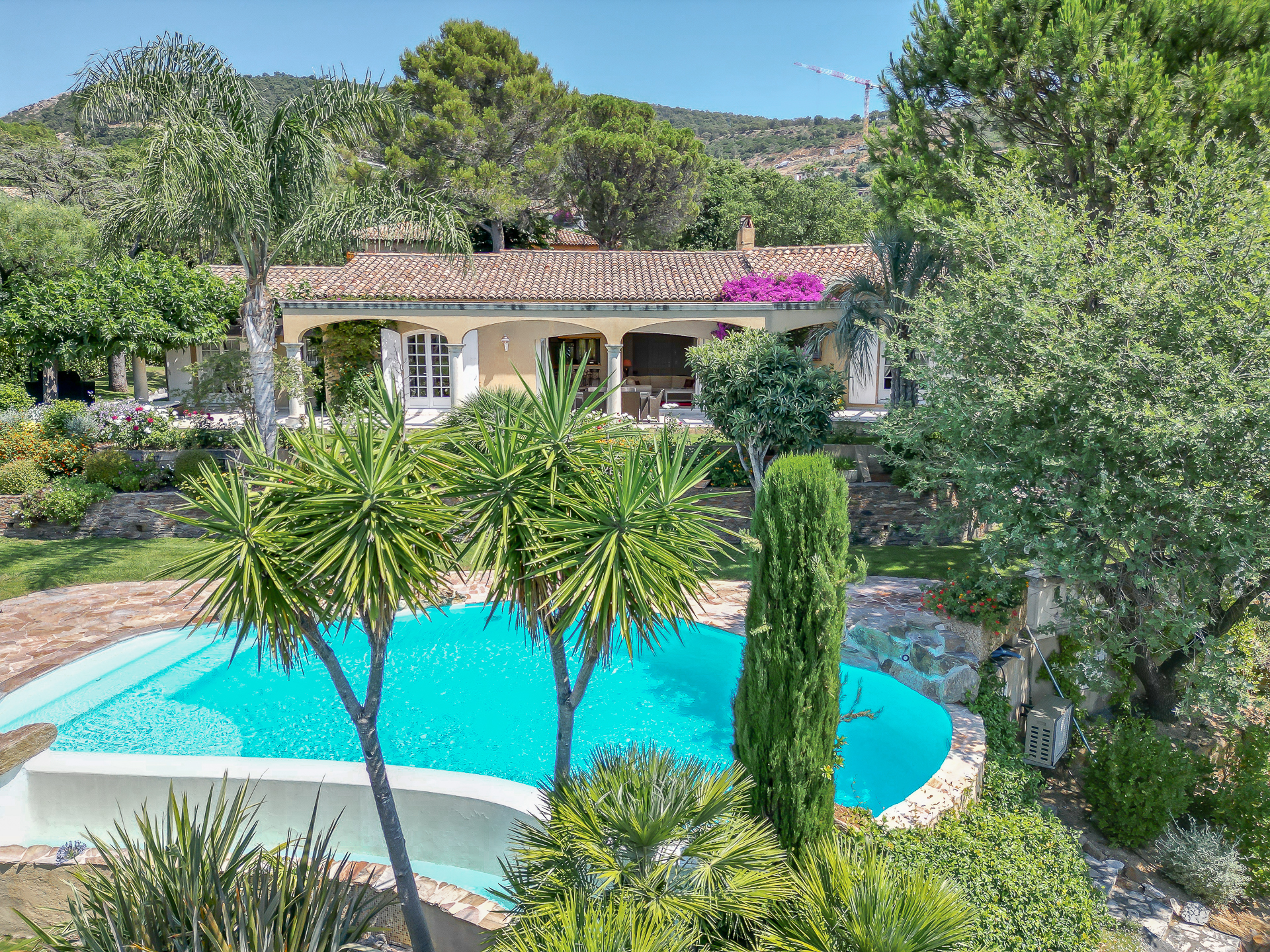 Propriété en France à vendre à Grimaud, Var - €2 700 000 - photo 