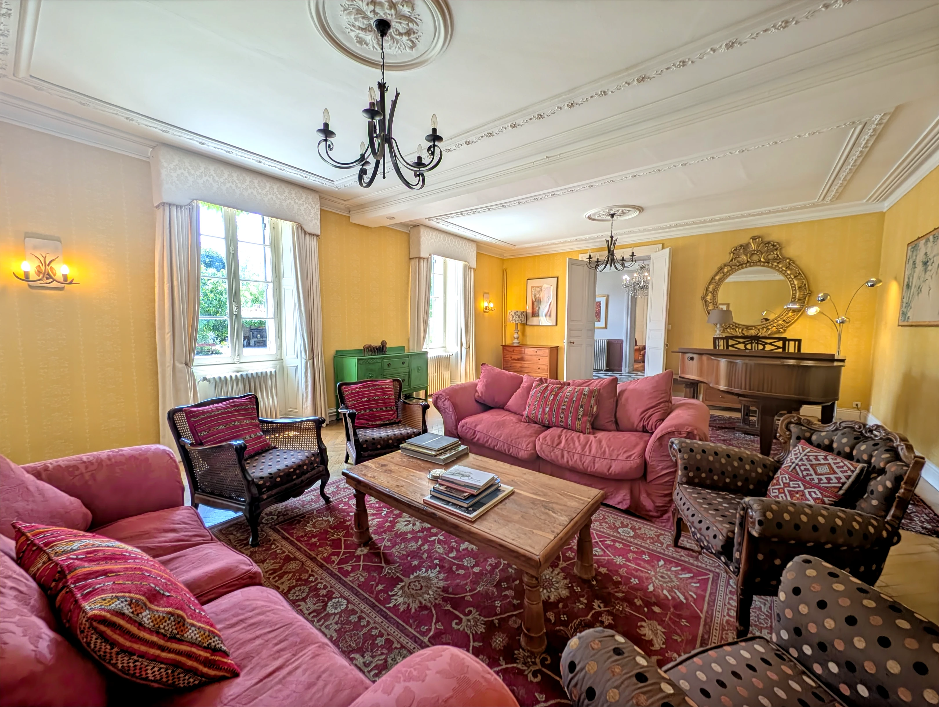 French property for sale in Criteuil-la-Magdeleine, Charente - €649,000 - photo 