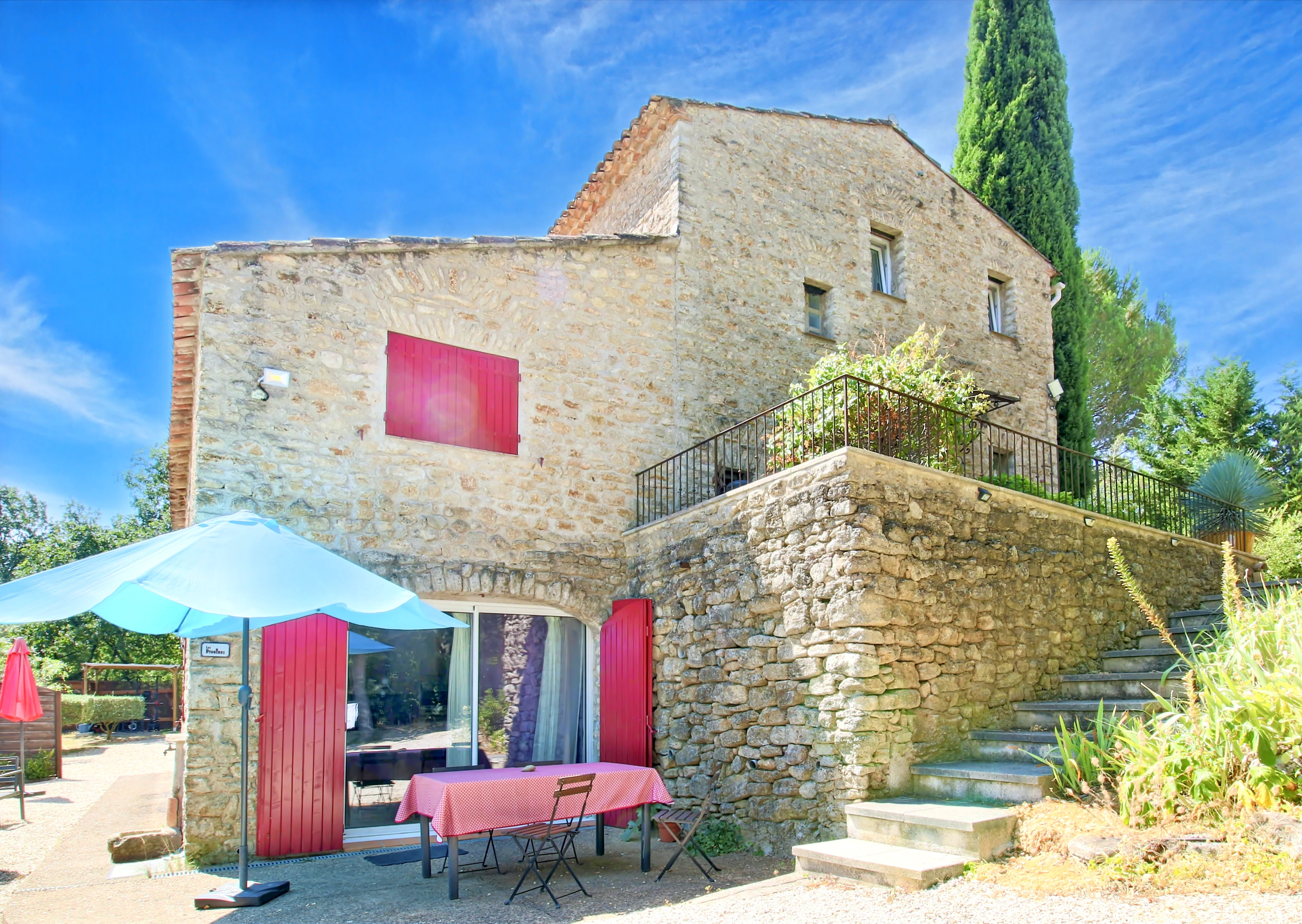 French property for sale in Apt, Vaucluse - €767,000 - photo 