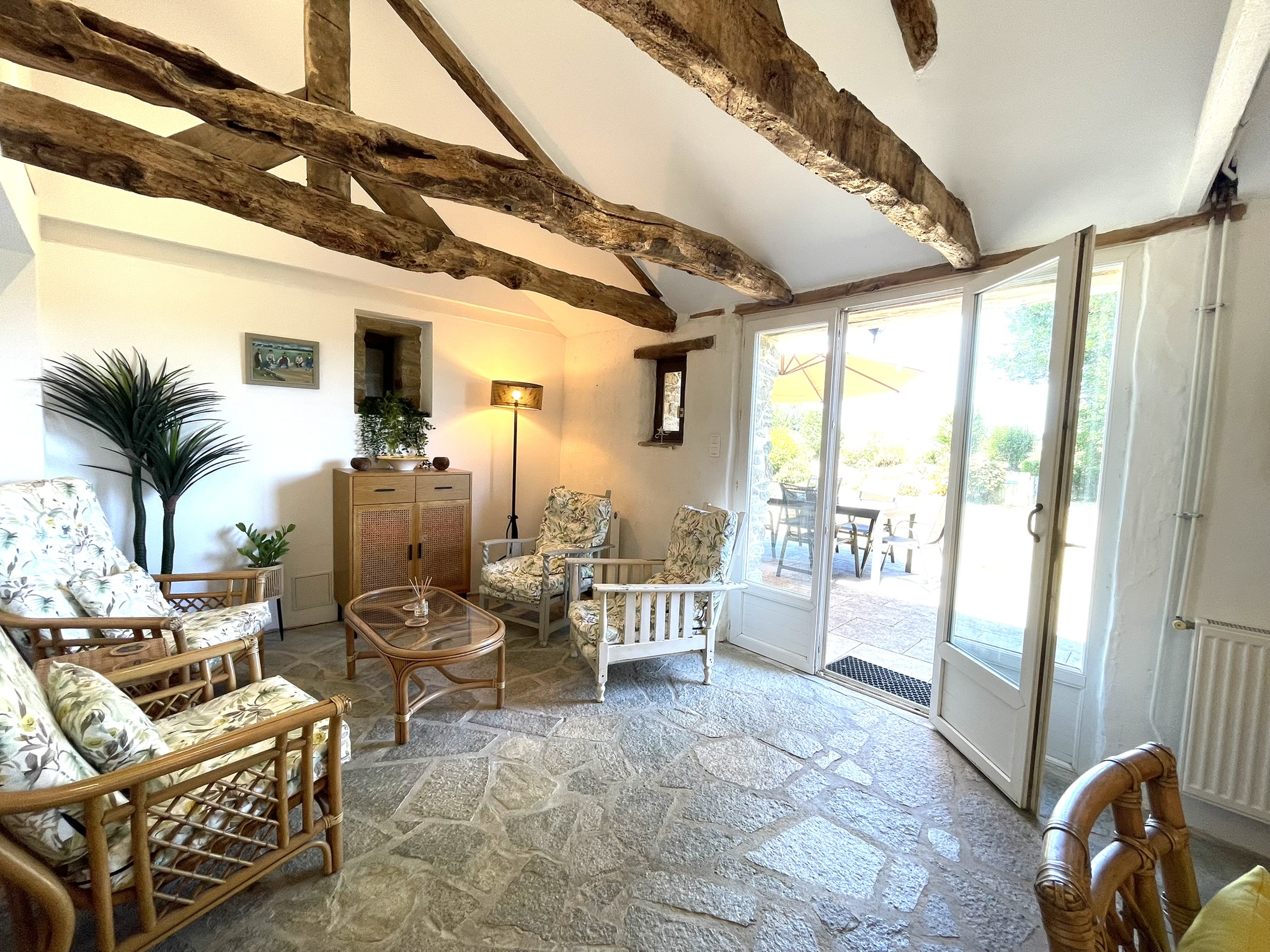 Propriété en France à vendre à Plouguenast-Langast, Côtes-d'Armor - €477 000 - photo 