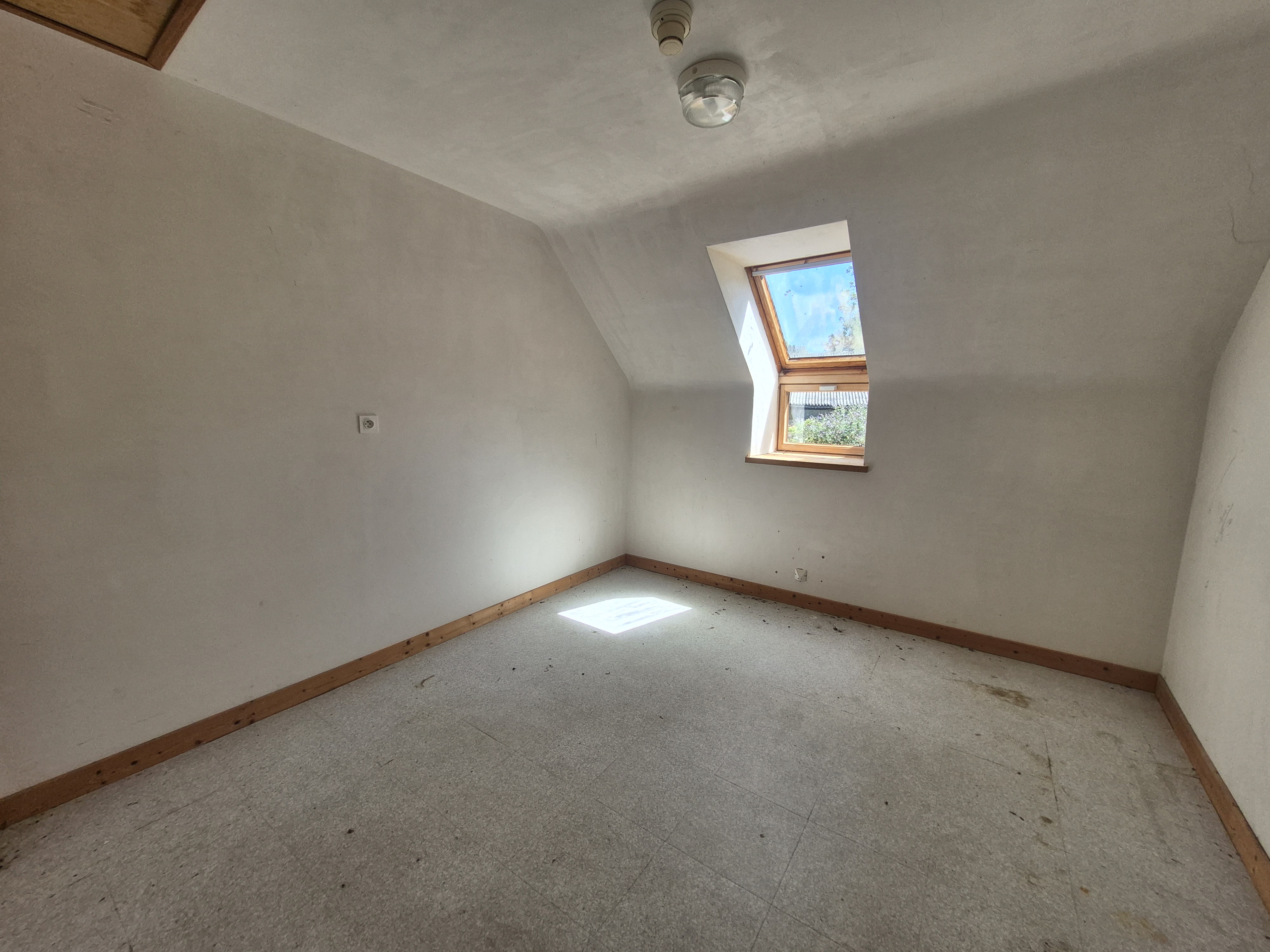 Propriété en France à vendre à Glomel, Côtes-d'Armor - €662 500 - photo 