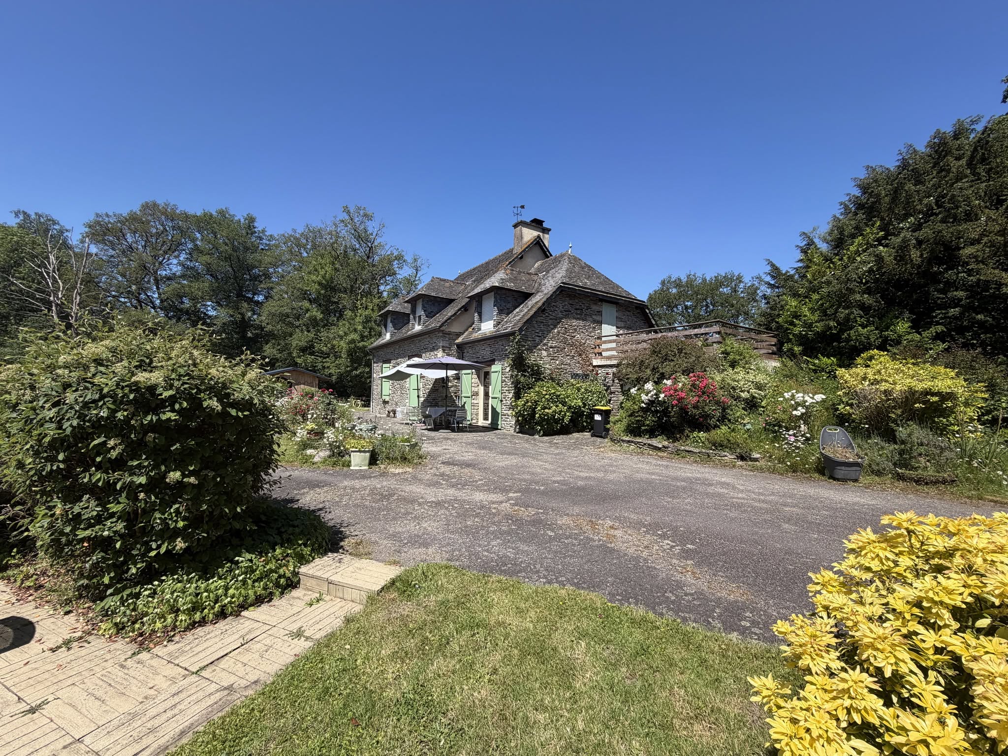French property for sale in Ploërmel, Morbihan - €685,000 - photo 