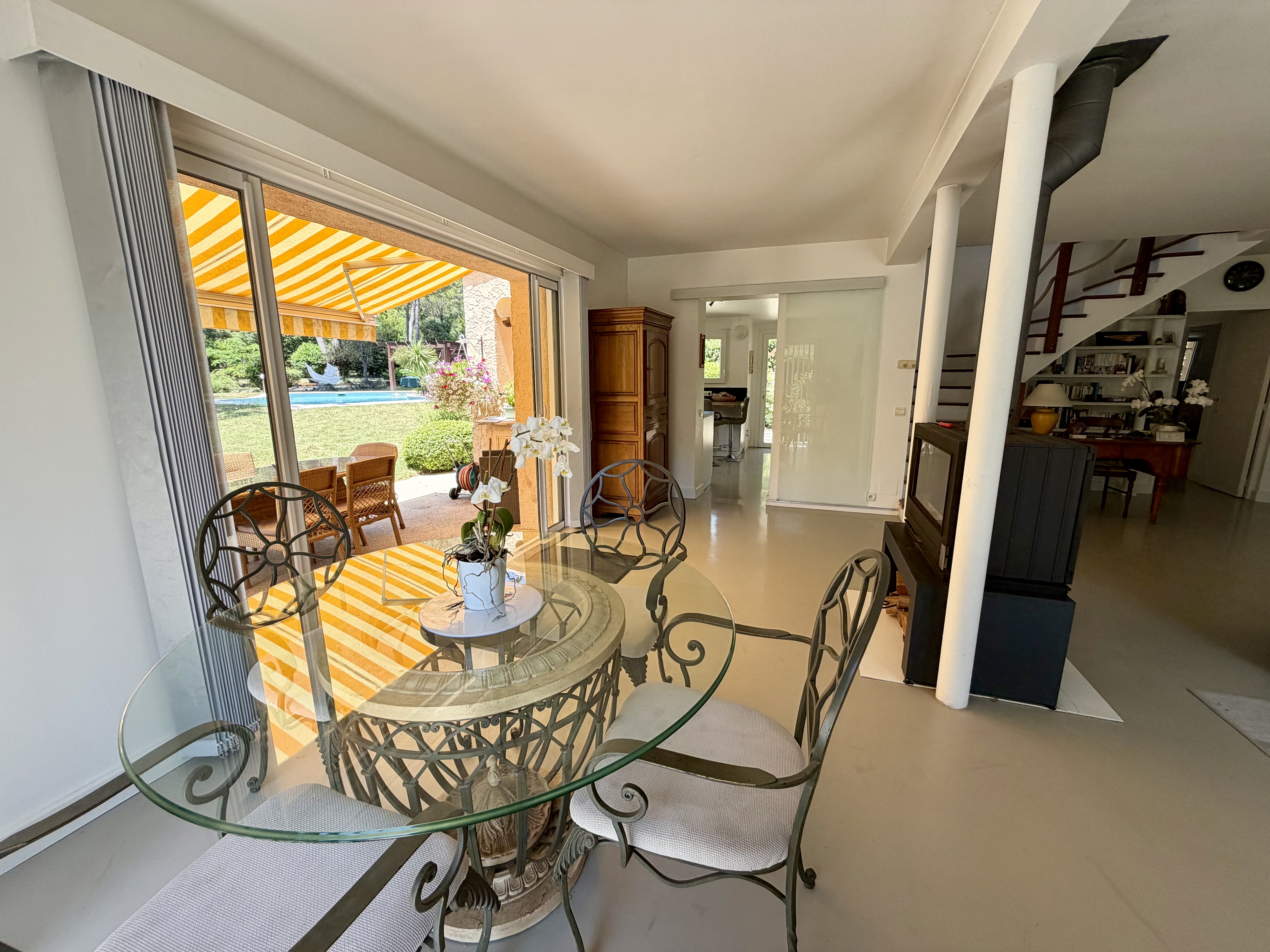 Propriété en France à vendre à Mougins, Alpes-Maritimes - €880 000 - photo 
