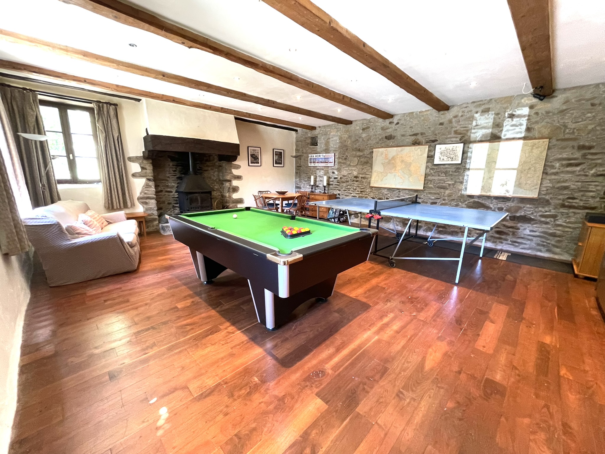 Propriété en France à vendre à Plouguenast-Langast, Côtes-d'Armor - €477 000 - photo 