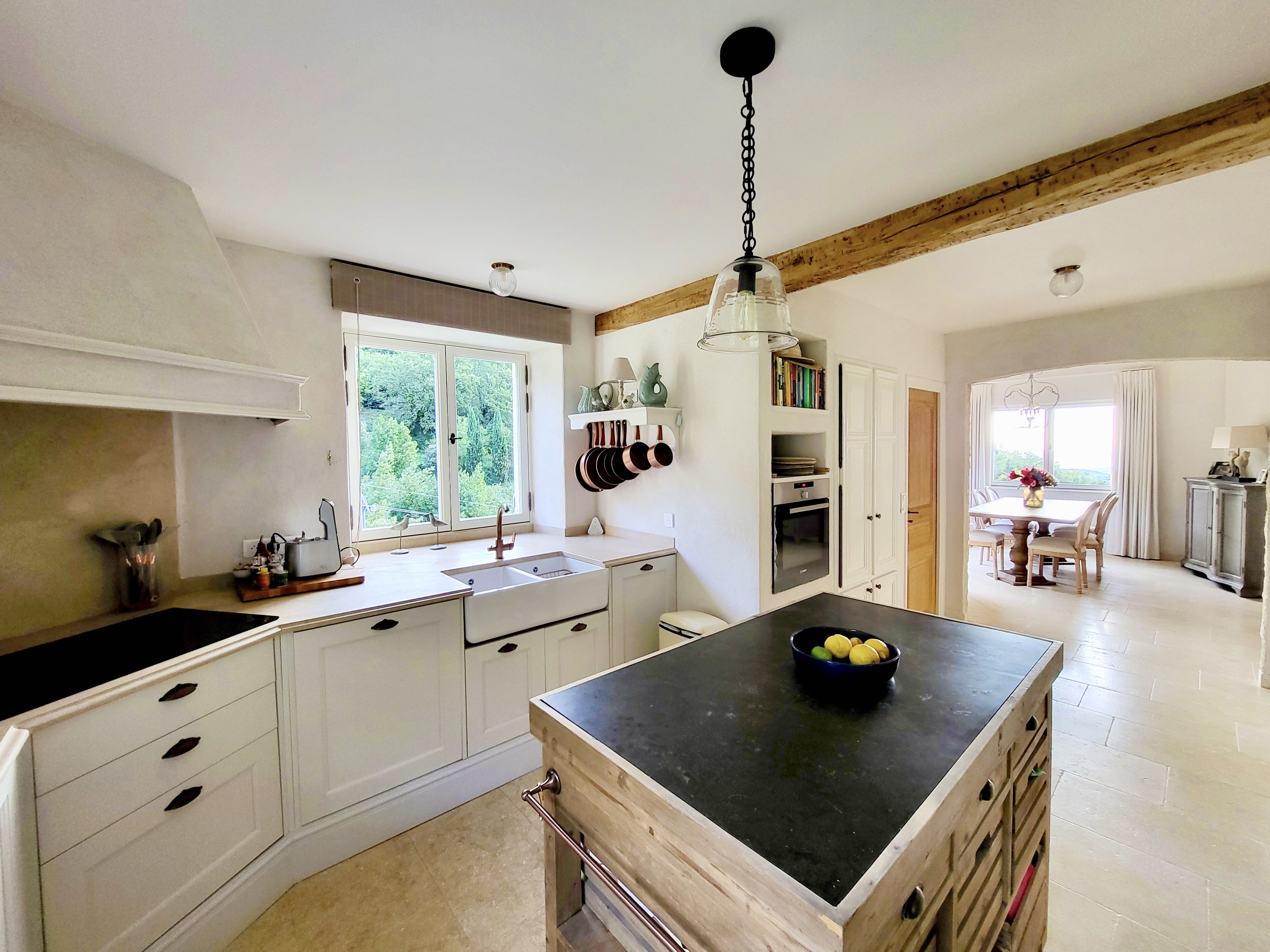 French property for sale in Vence, Alpes-Maritimes - €1,995,000 - photo 