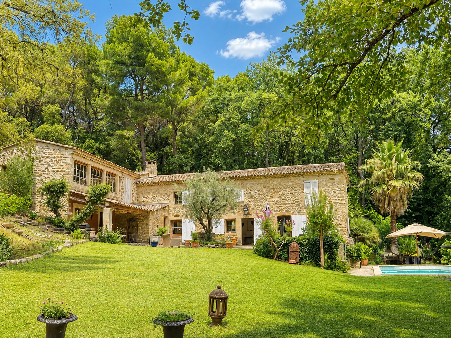Propriété en France à vendre à Grillon, Vaucluse - €580 000 - photo 