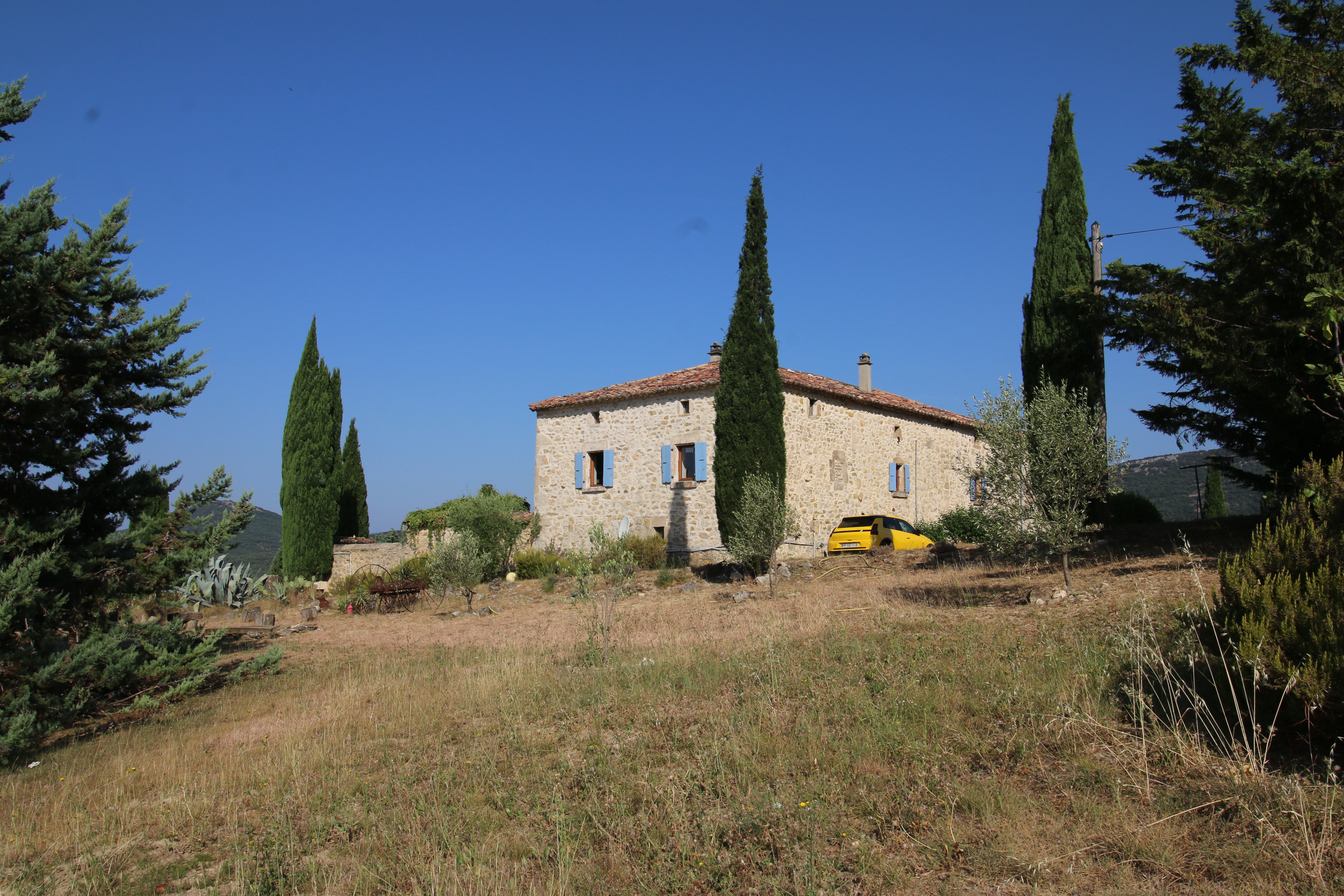 Propriété en France à vendre à Vallon-Pont-d'Arc, Ardèche - €888 000 - photo 