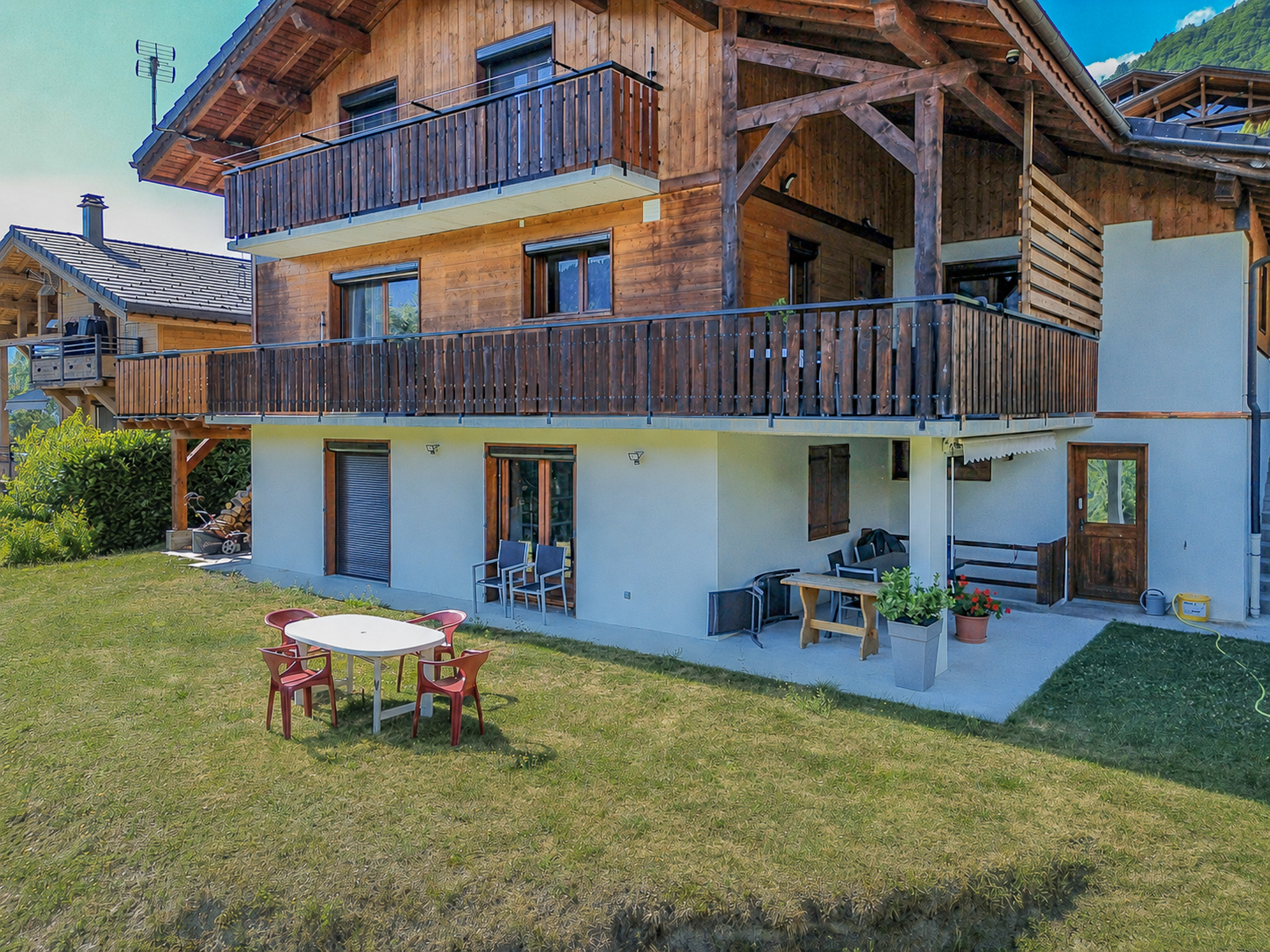 French property for sale in Montagny, Savoie - €999,000 - photo 