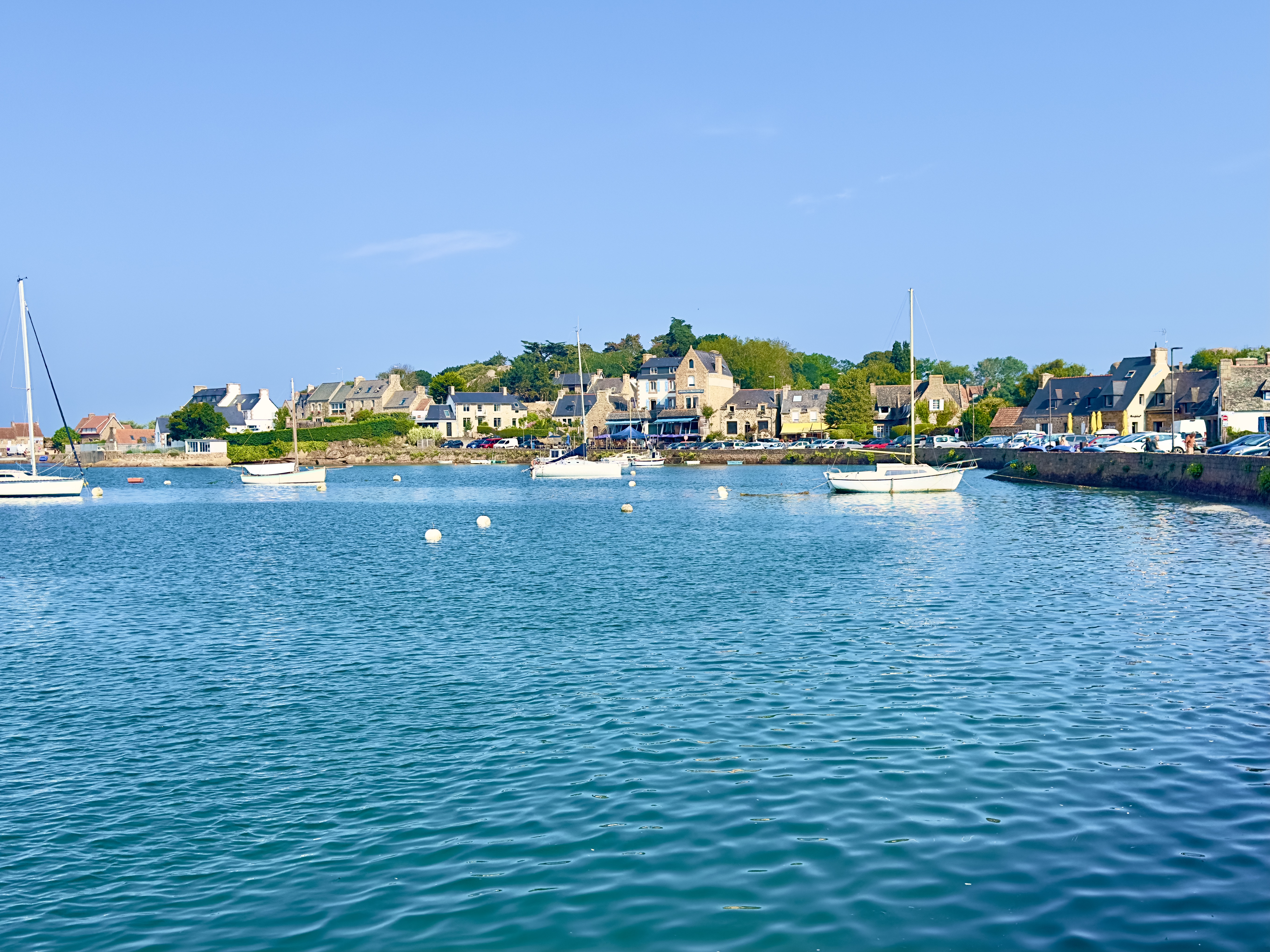 French property for sale in Perros-Guirec, Côtes-d'Armor - €696,800 - photo 