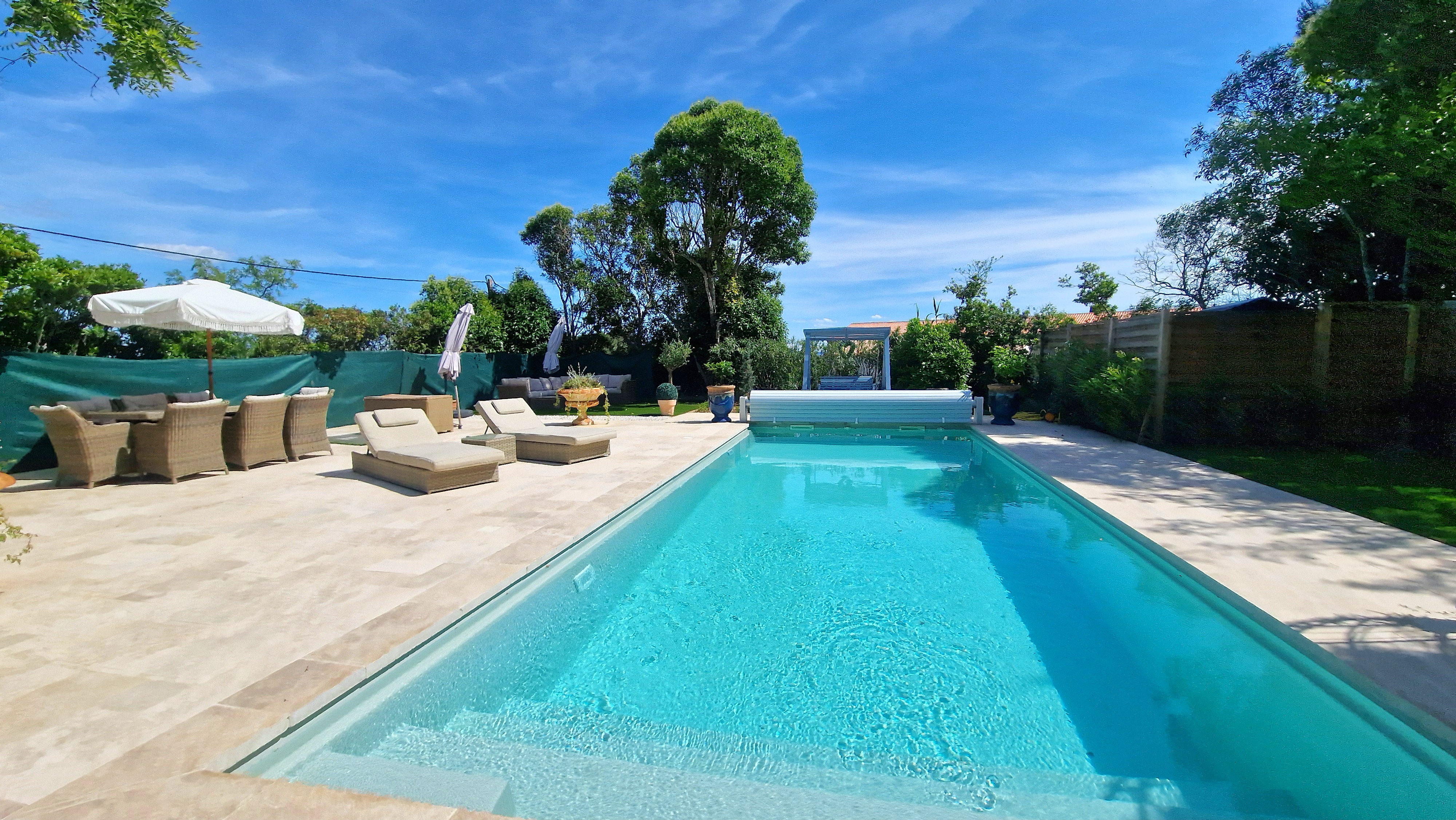 French property for sale in La Livinière, Hérault - €480,000 - photo 