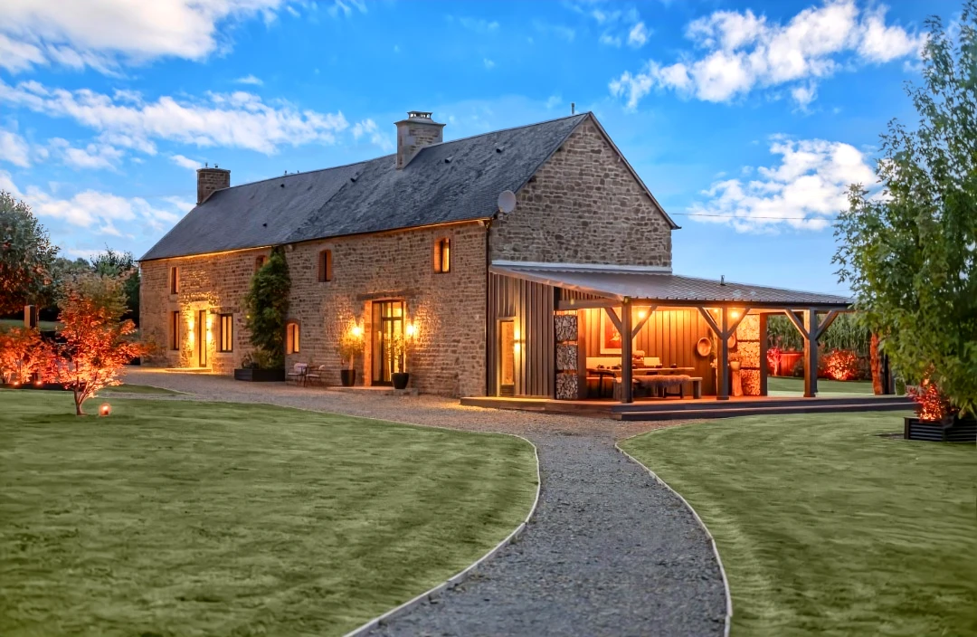 Propriété en France à vendre à Mortain-Bocage, Manche - €725 000 - photo 
