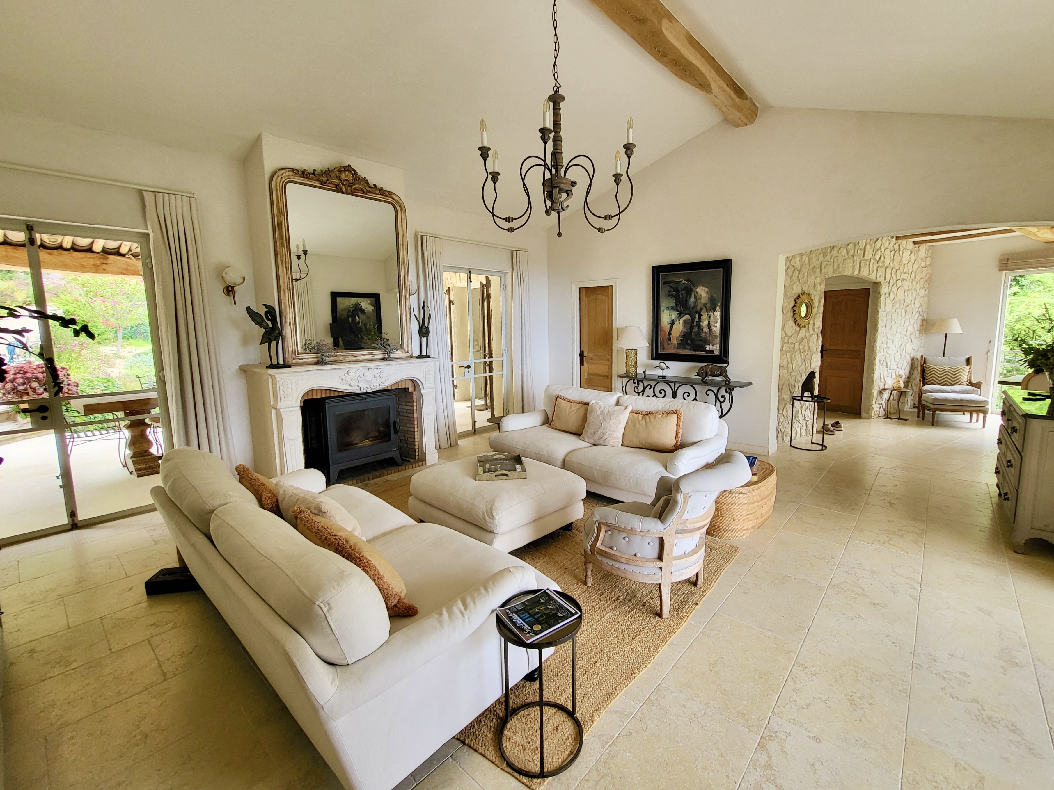 French property for sale in Vence, Alpes-Maritimes - €1,995,000 - photo 
