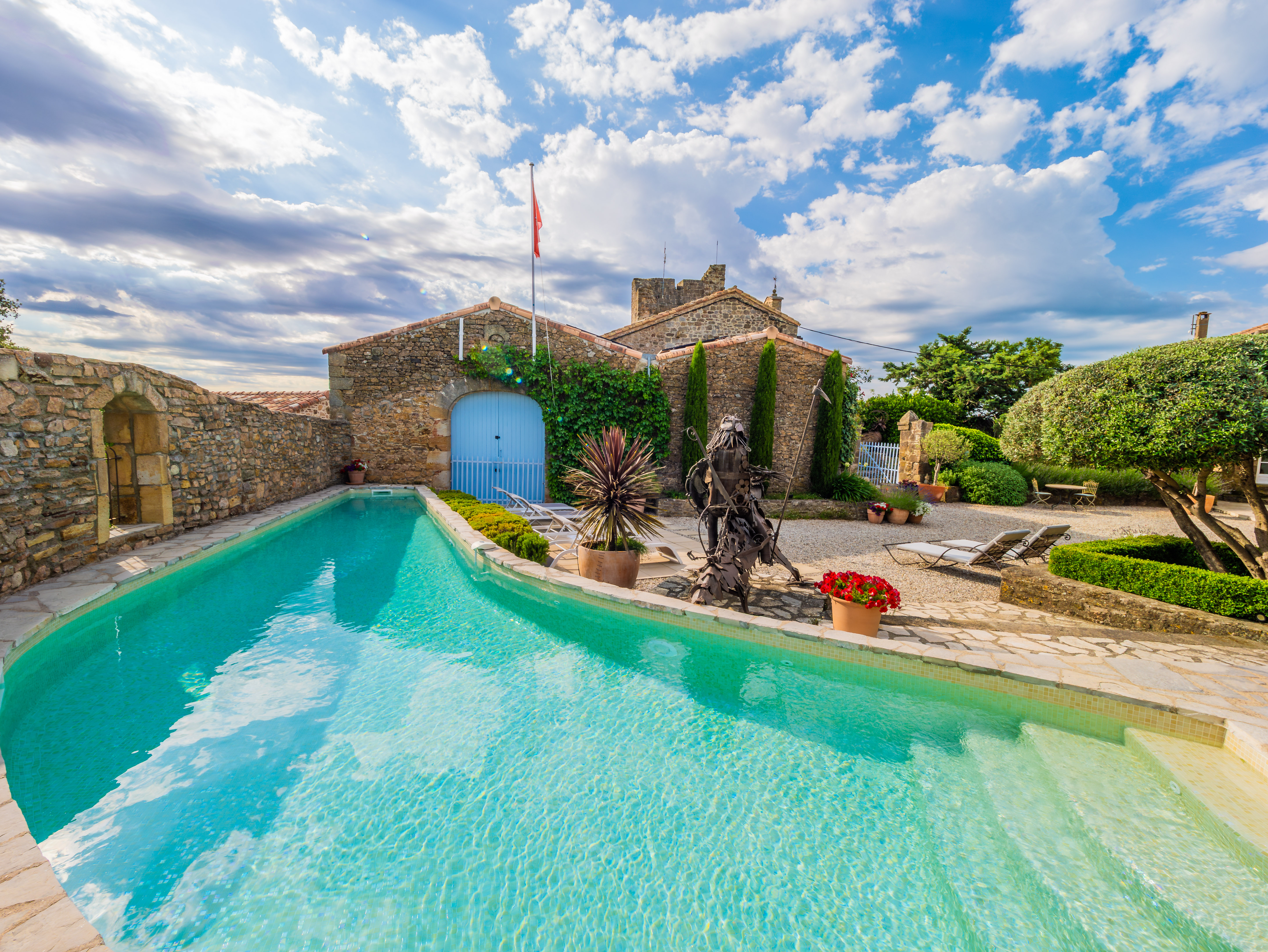 Propriété en France à vendre à Lodève, Hérault - €1 455 000 - photo 