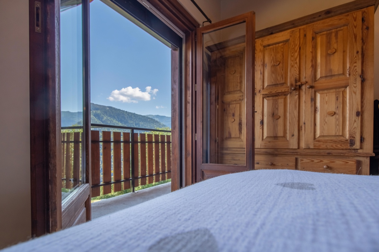 French property for sale in Montagny, Savoie - €999,000 - photo 