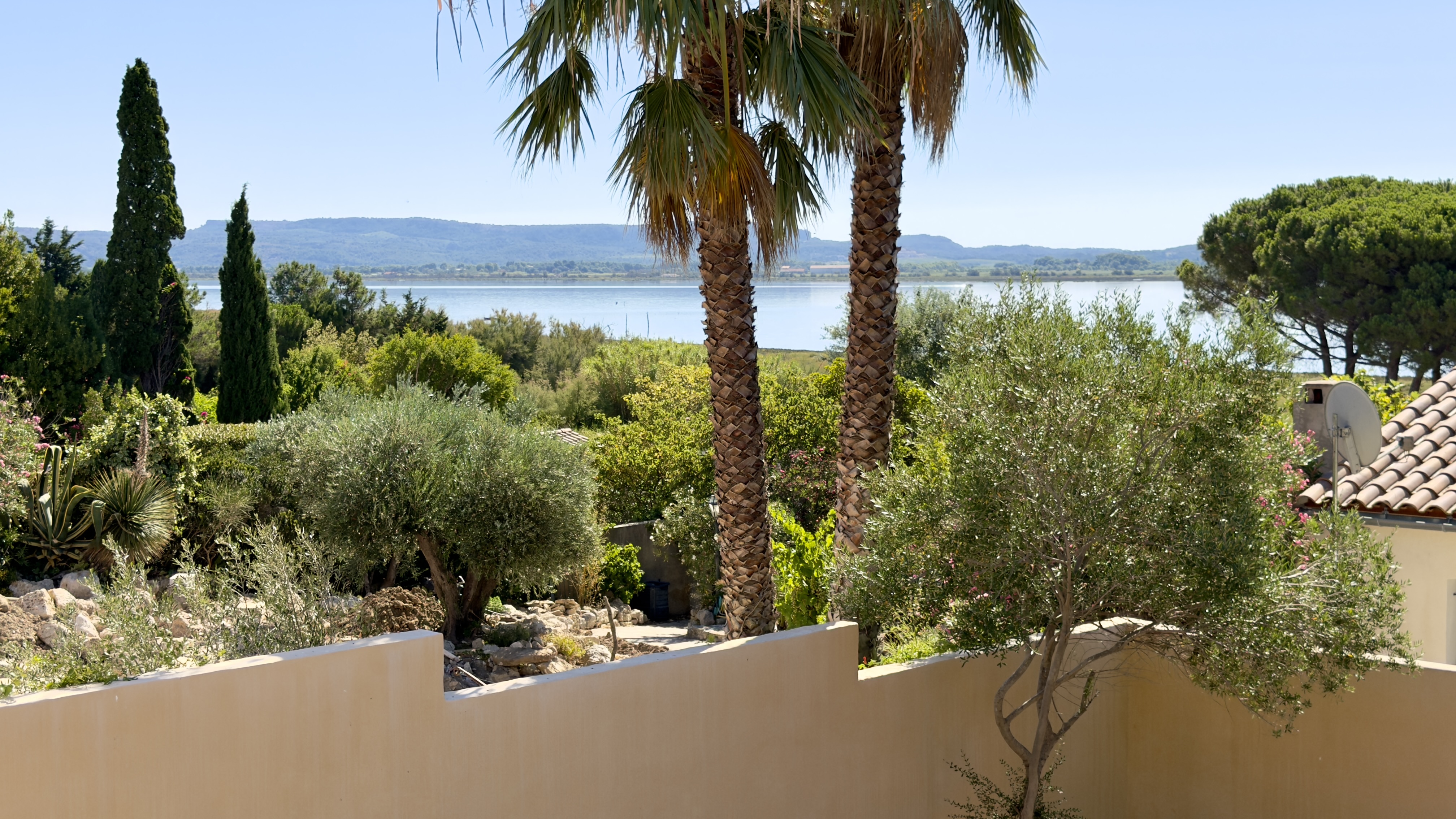 French property for sale in Bages, Aude - €842,105 - photo 