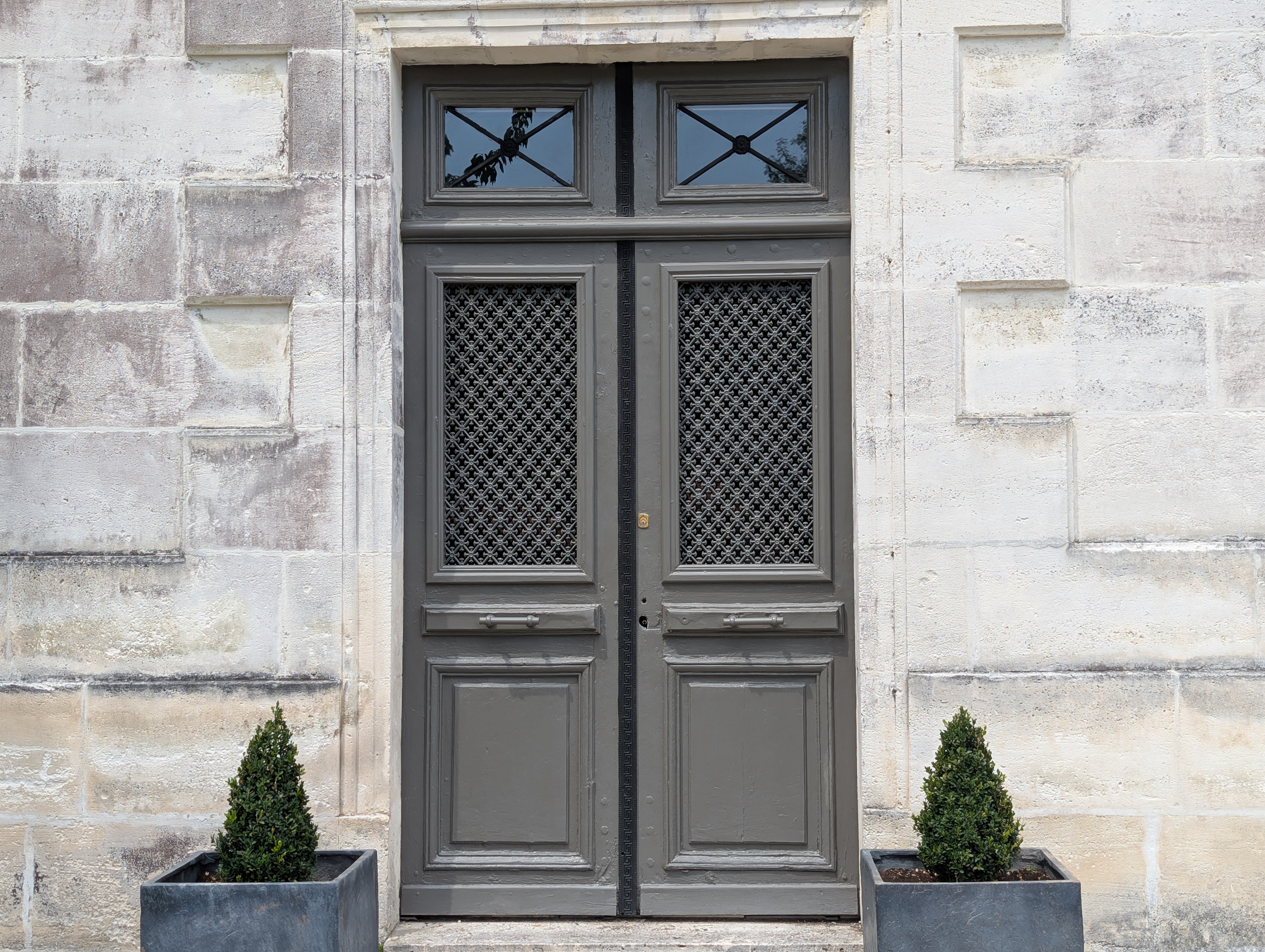 French property for sale in Criteuil-la-Magdeleine, Charente - €649,000 - photo 