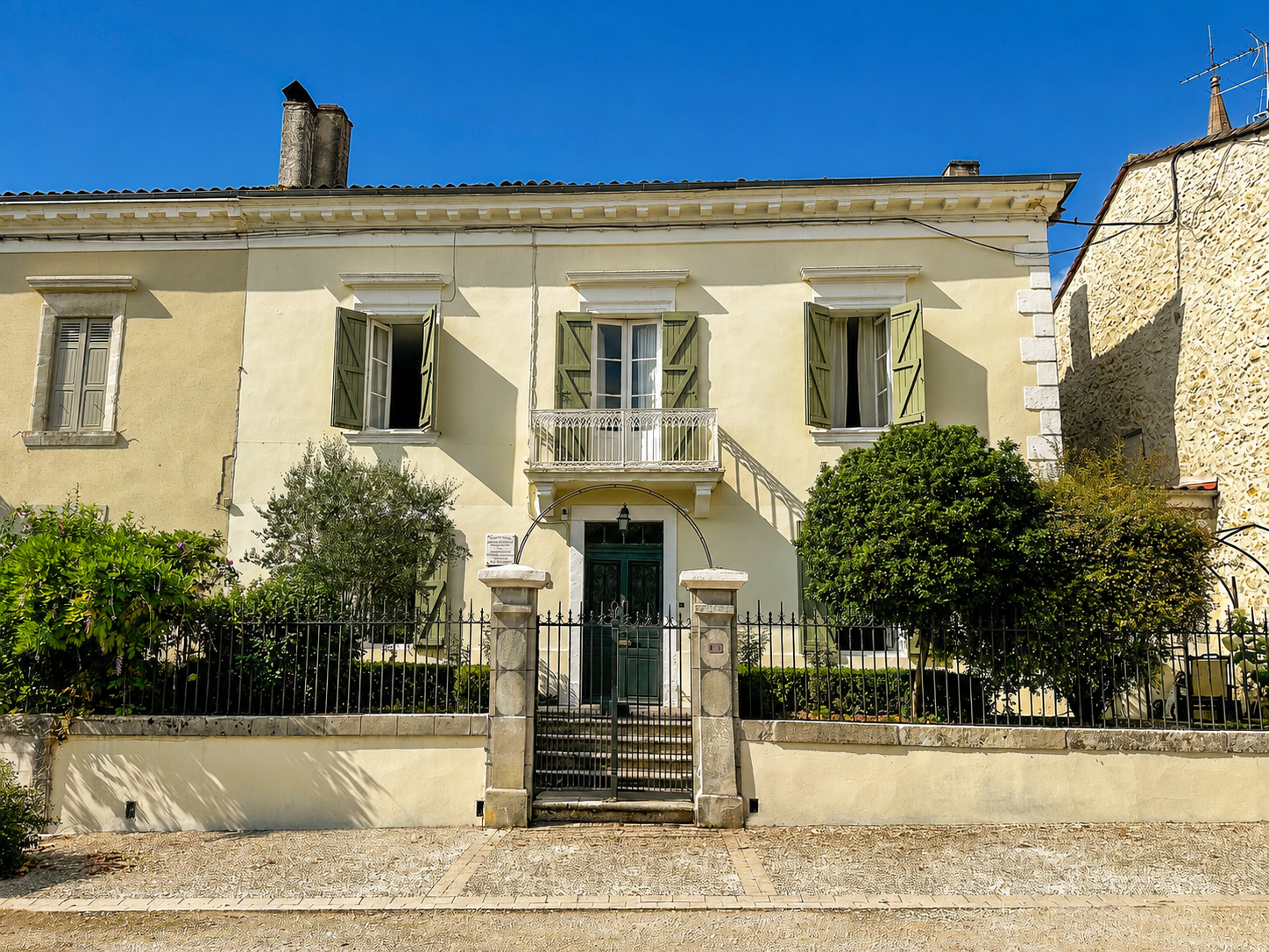 French property for sale in Sos, Lot-et-Garonne - €375,000 - photo 
