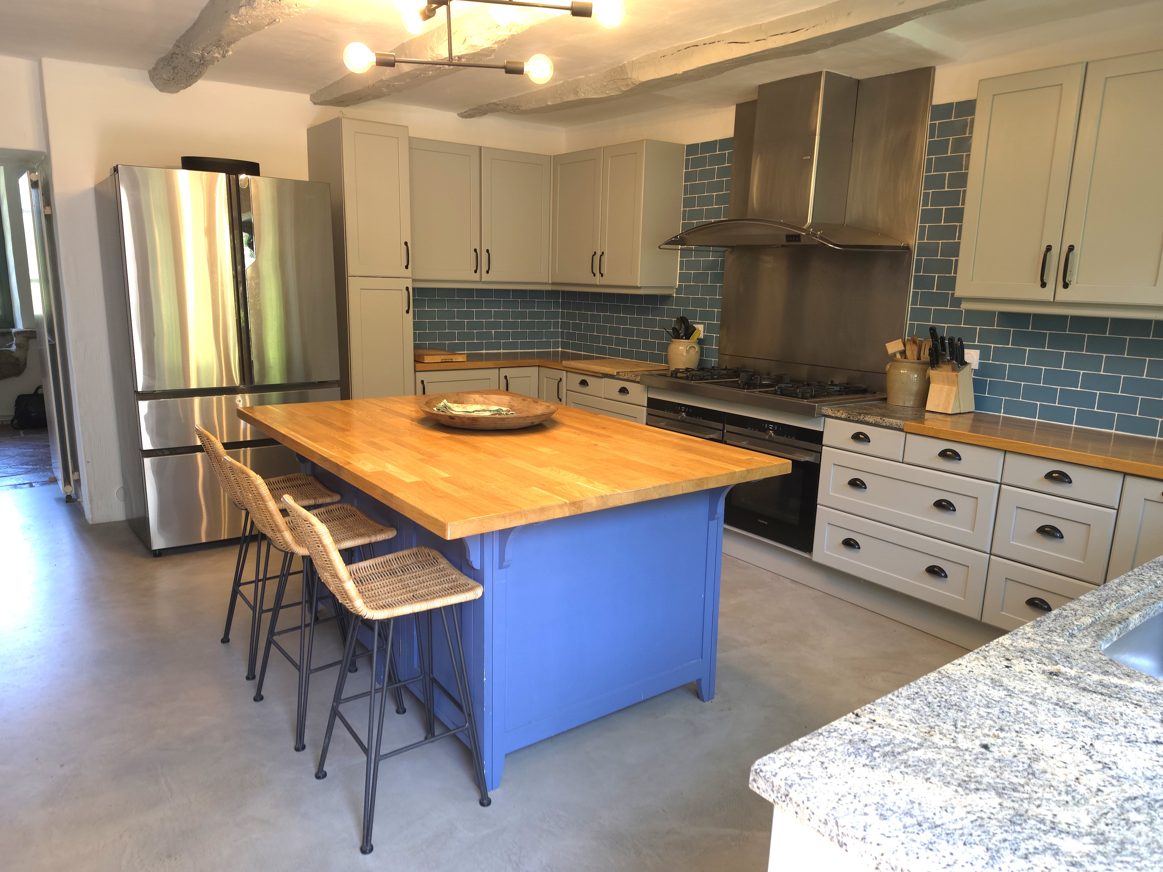 French property for sale in Lescure-Jaoul, Aveyron - €889,473 - photo 