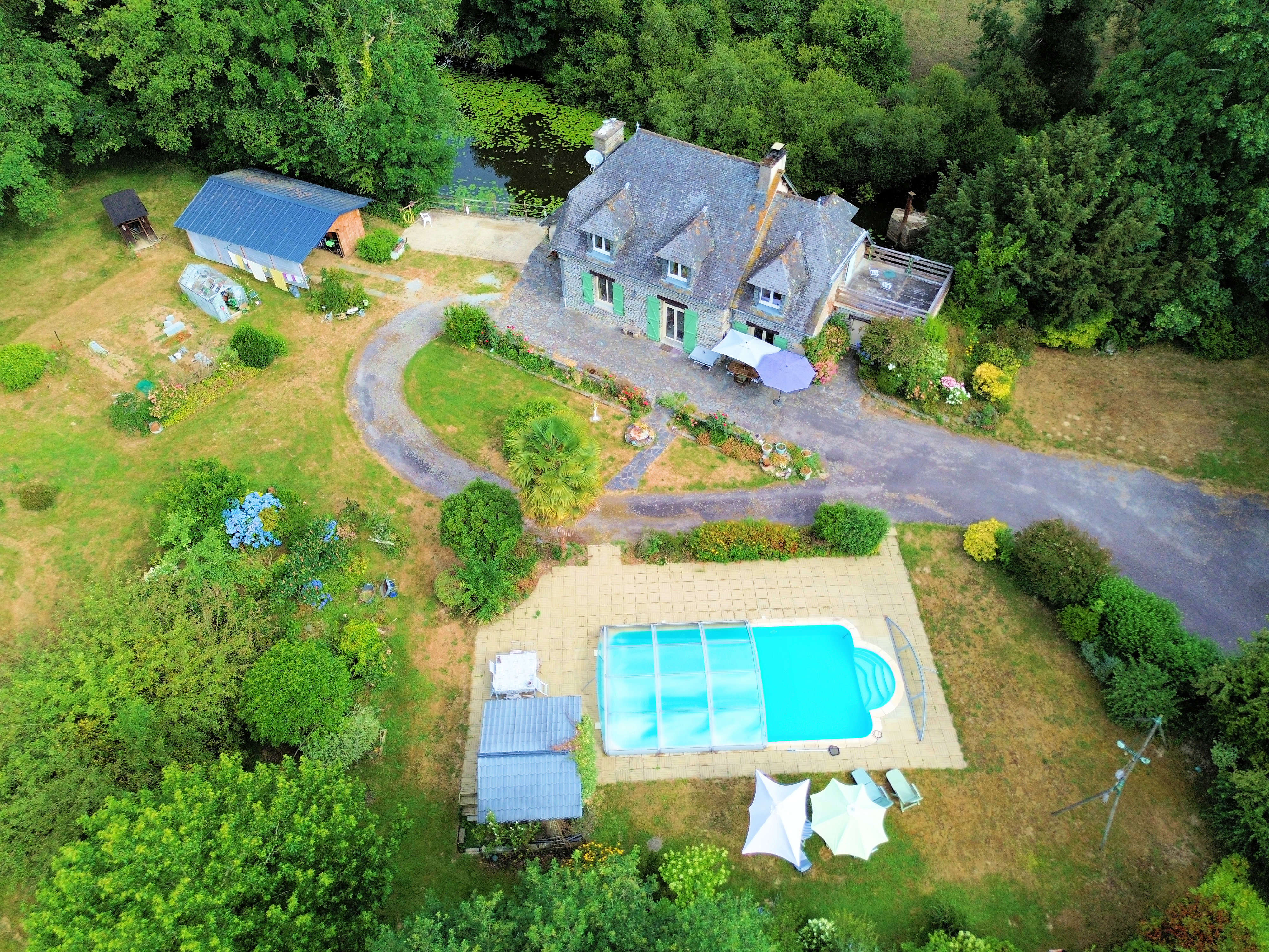 French property for sale in Ploërmel, Morbihan - €685,000 - photo 