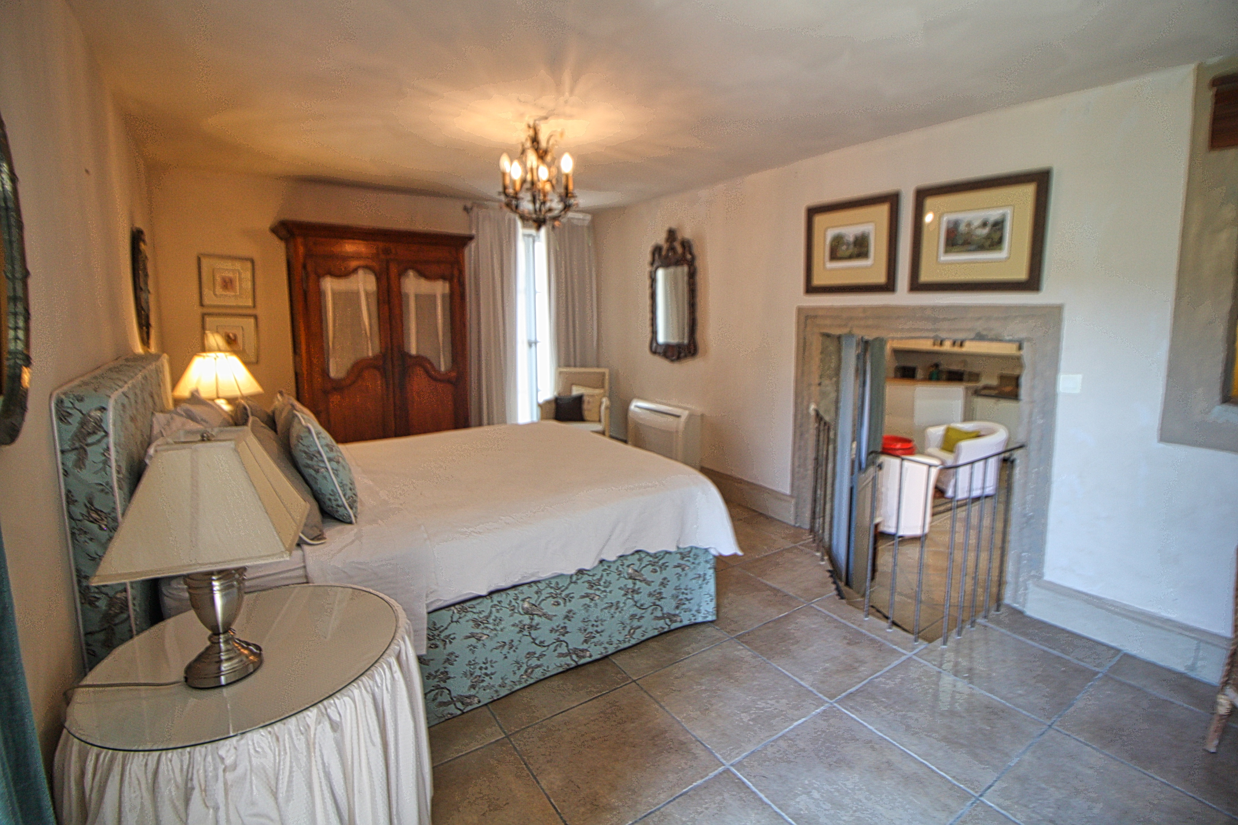 French property for sale in Pézenas, Hérault - €825,000 - photo 