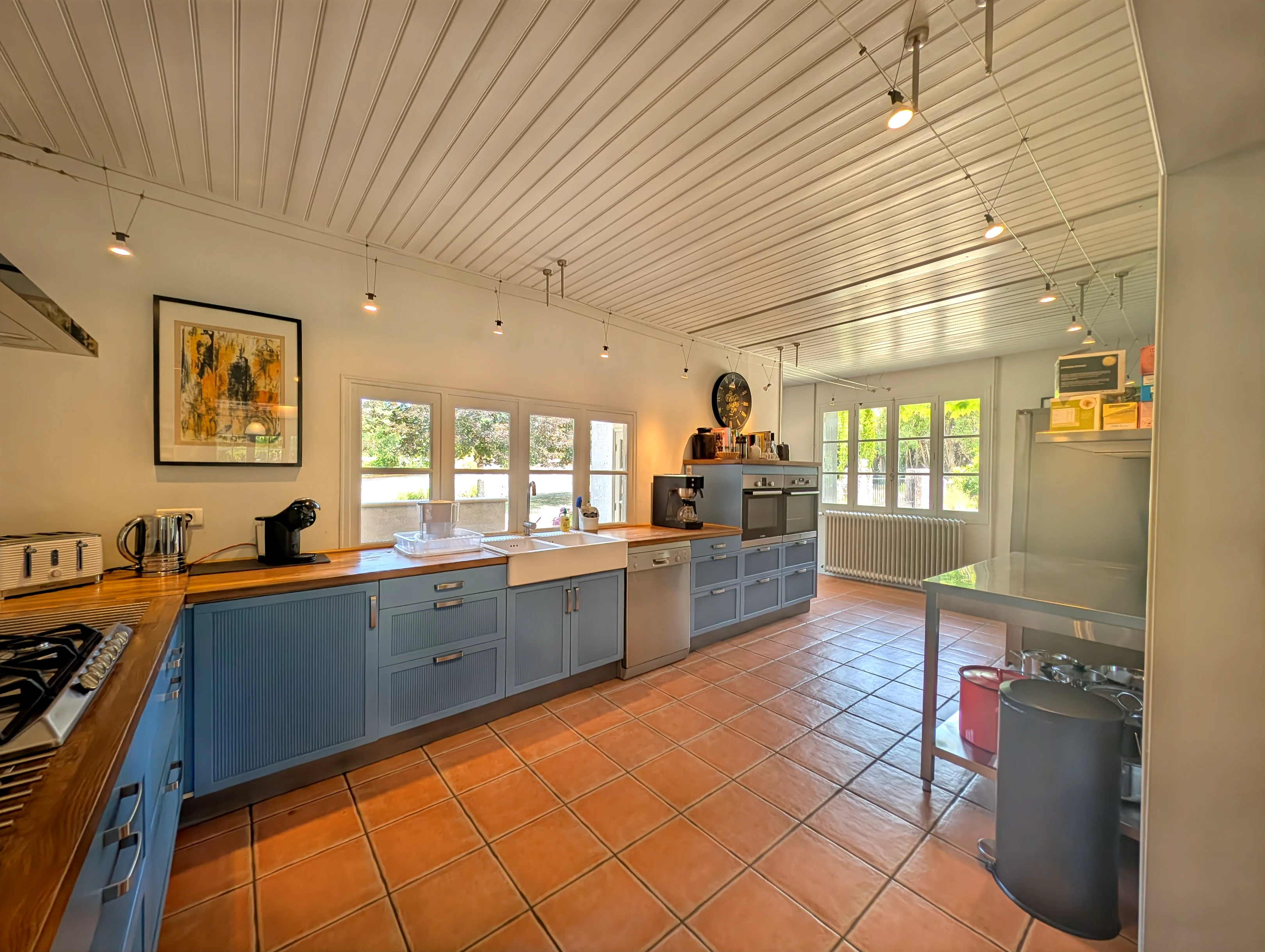 French property for sale in Criteuil-la-Magdeleine, Charente - €649,000 - photo 