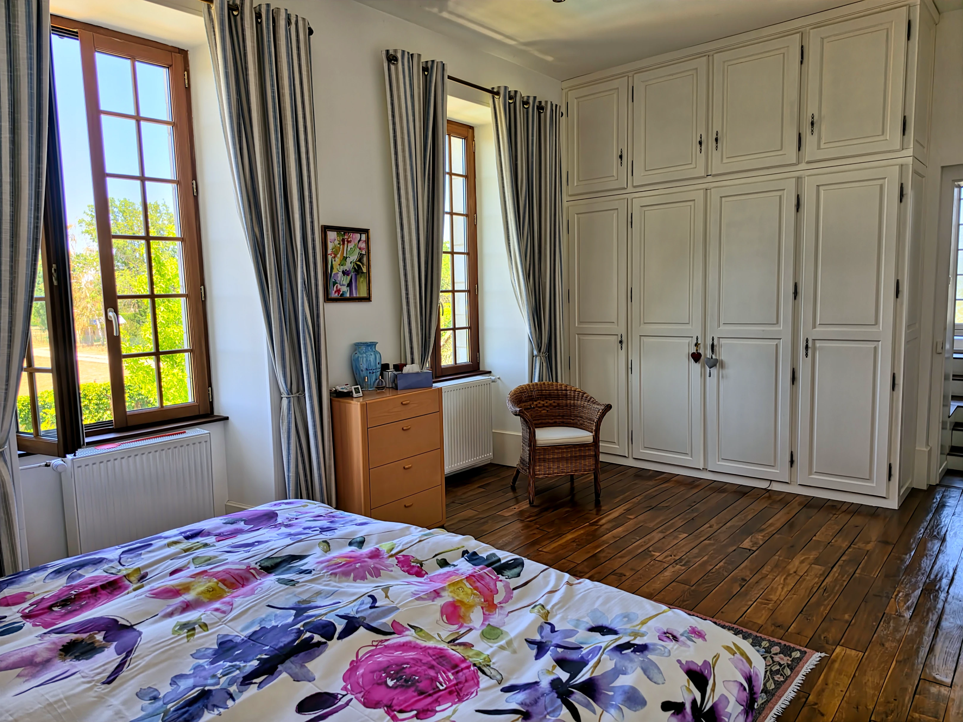 Propriété en France à vendre à Flogny-la-Chapelle, Yonne - €749 999 - photo 