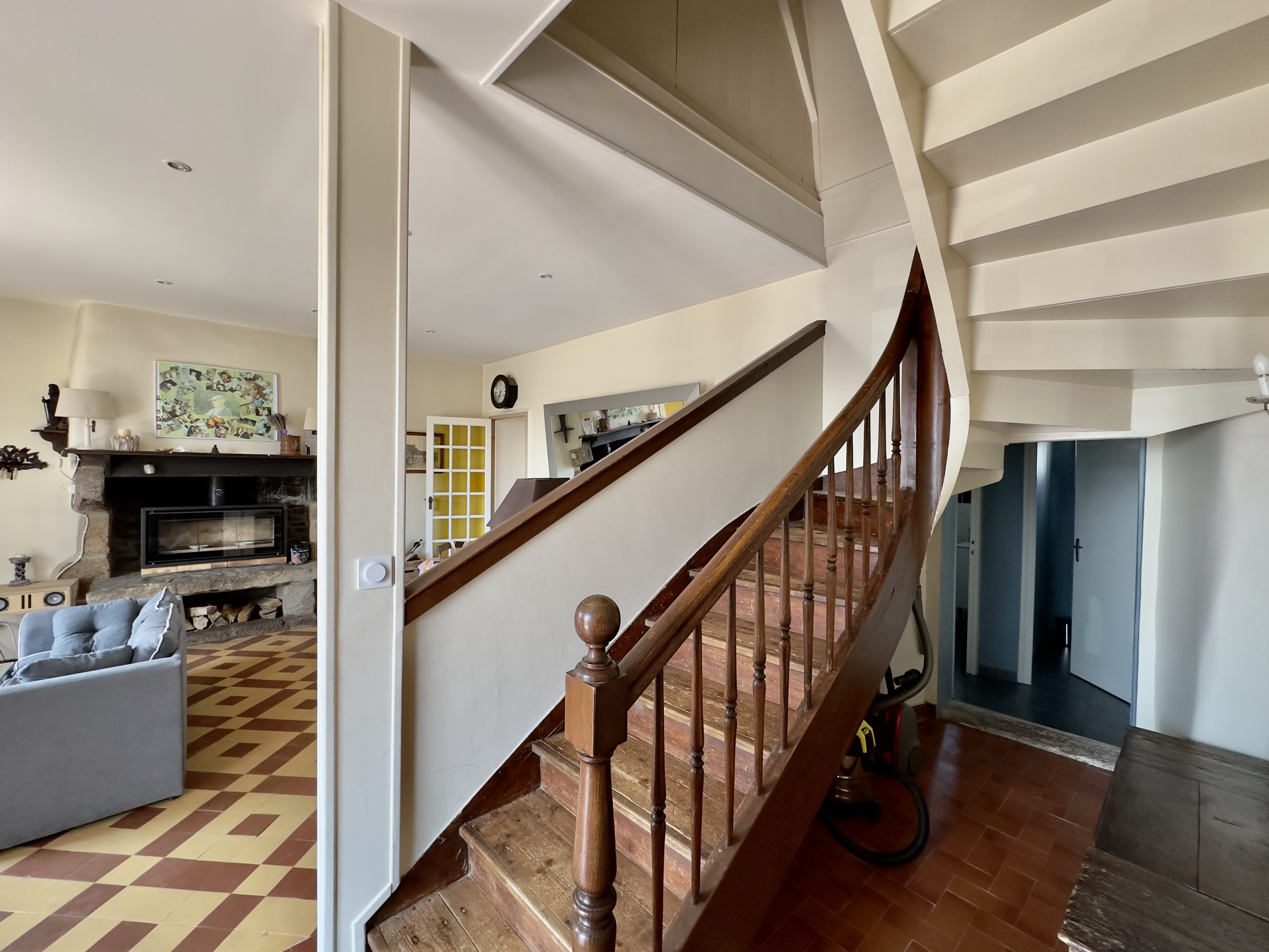 French property for sale in Perros-Guirec, Côtes-d'Armor - €696,800 - photo 