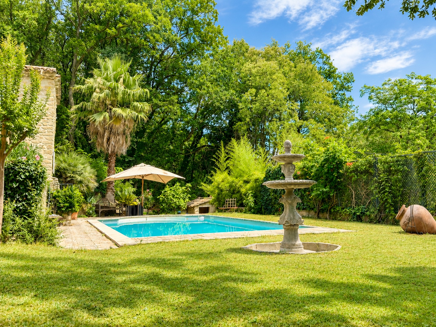 Propriété en France à vendre à Grillon, Vaucluse - €580 000 - photo 