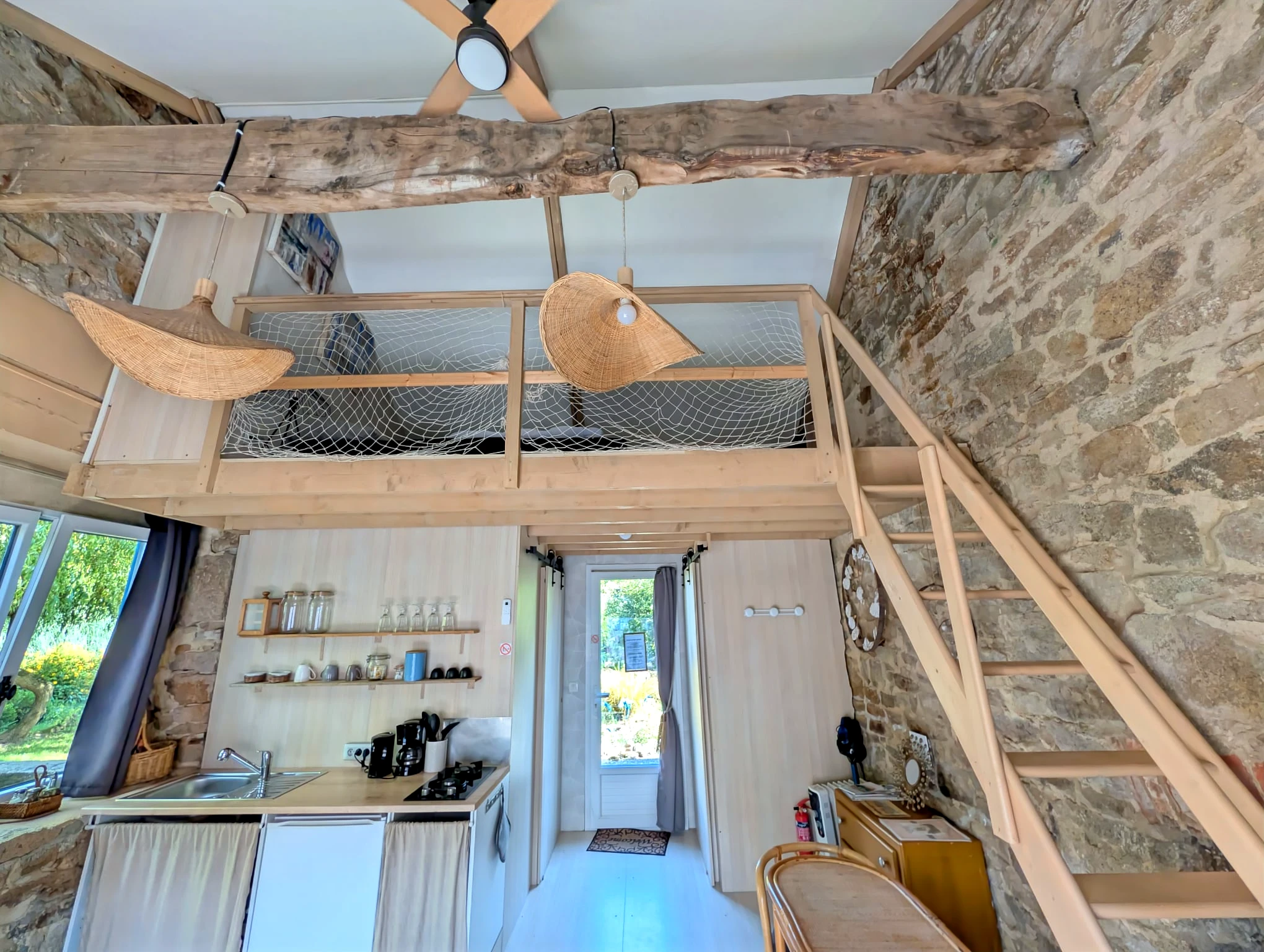Propriété en France à vendre à Guerlesquin, Finistère - €540 600 - photo 
