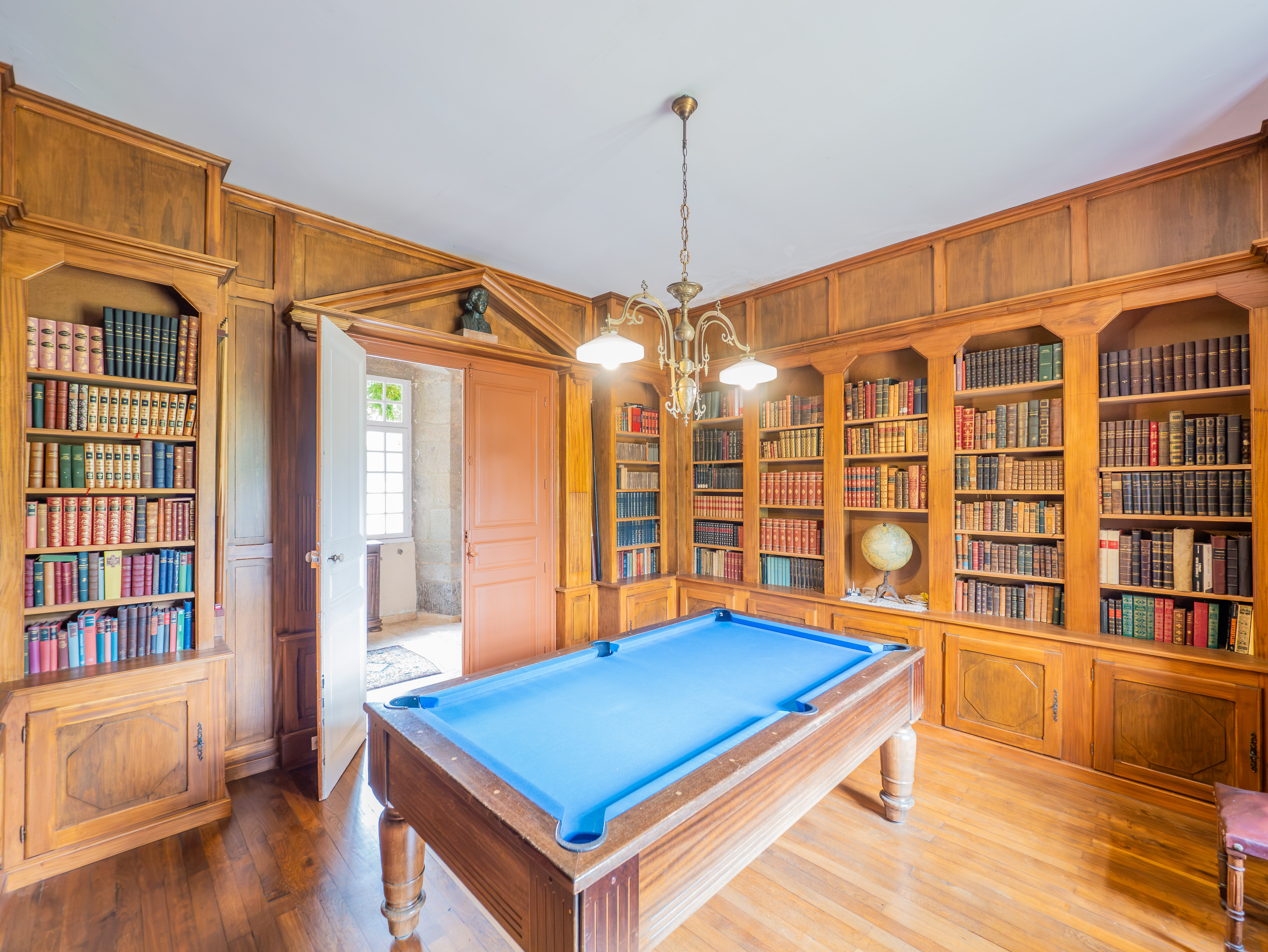 French property for sale in Geay, Deux-Sèvres - €1,170,212 - photo 