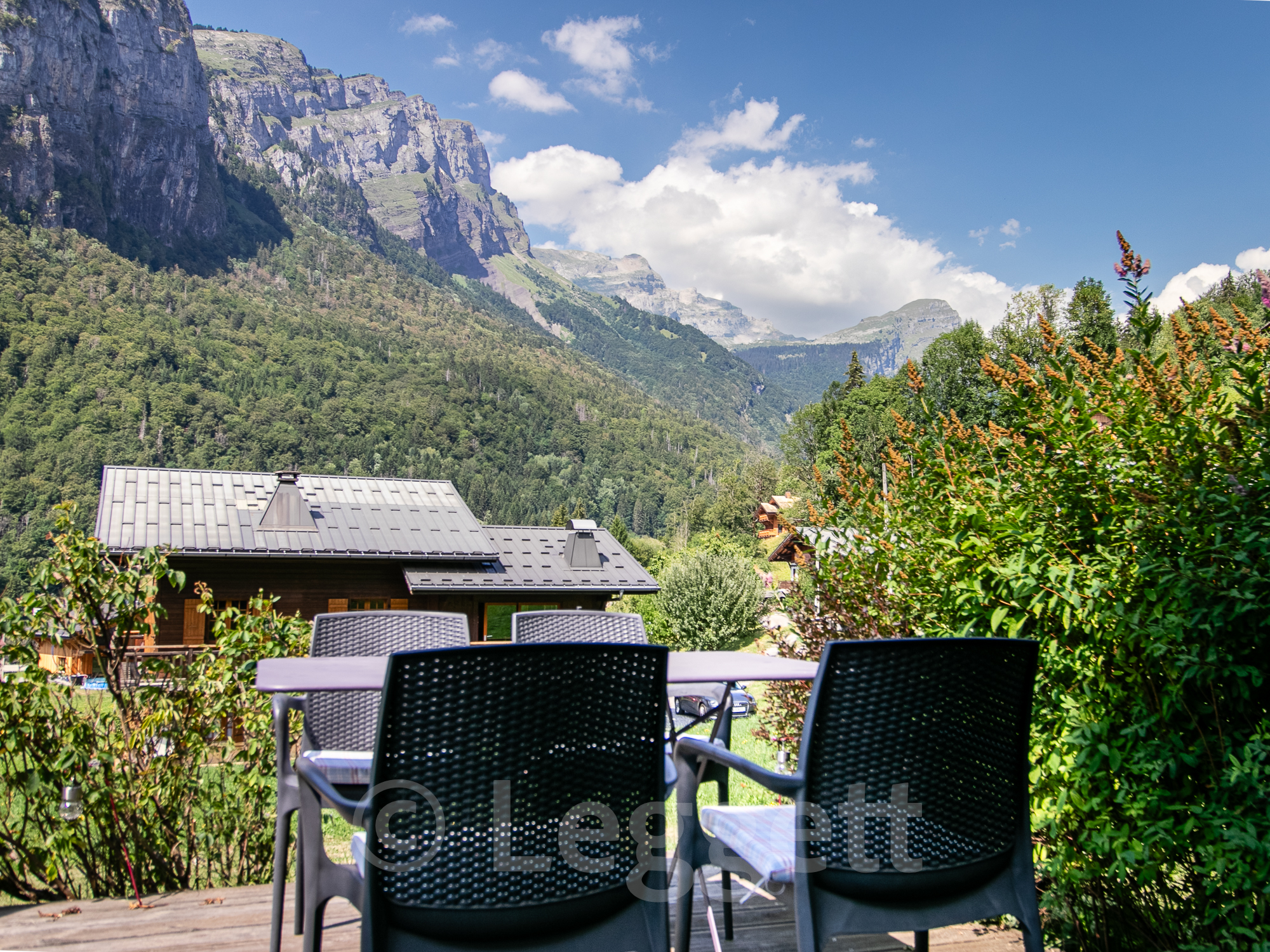 French property for sale in Sixt-Fer-à-Cheval, Haute-Savoie - €997,500 - photo 