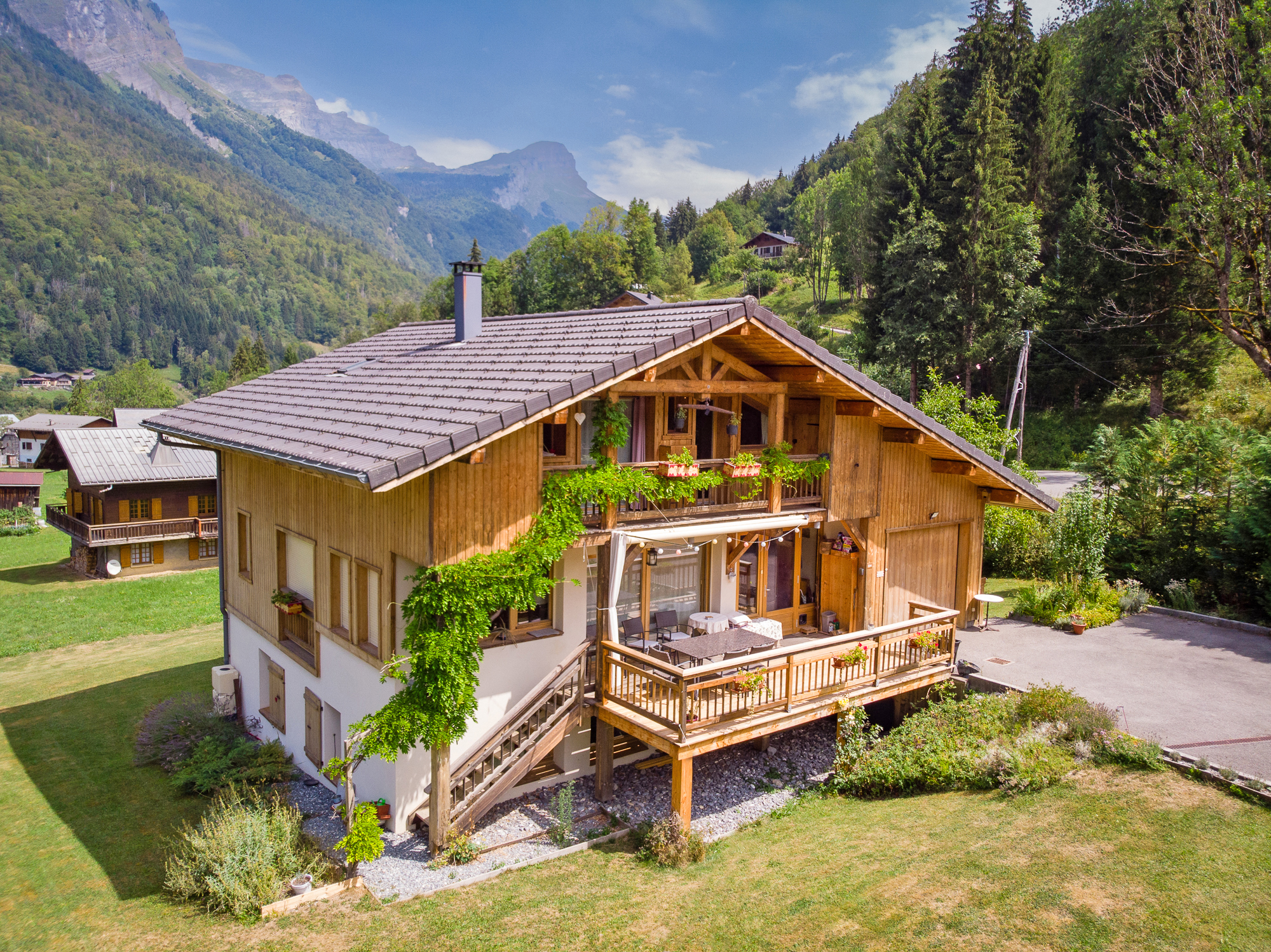 French property for sale in Sixt-Fer-à-Cheval, Haute-Savoie - €997,500 - photo 