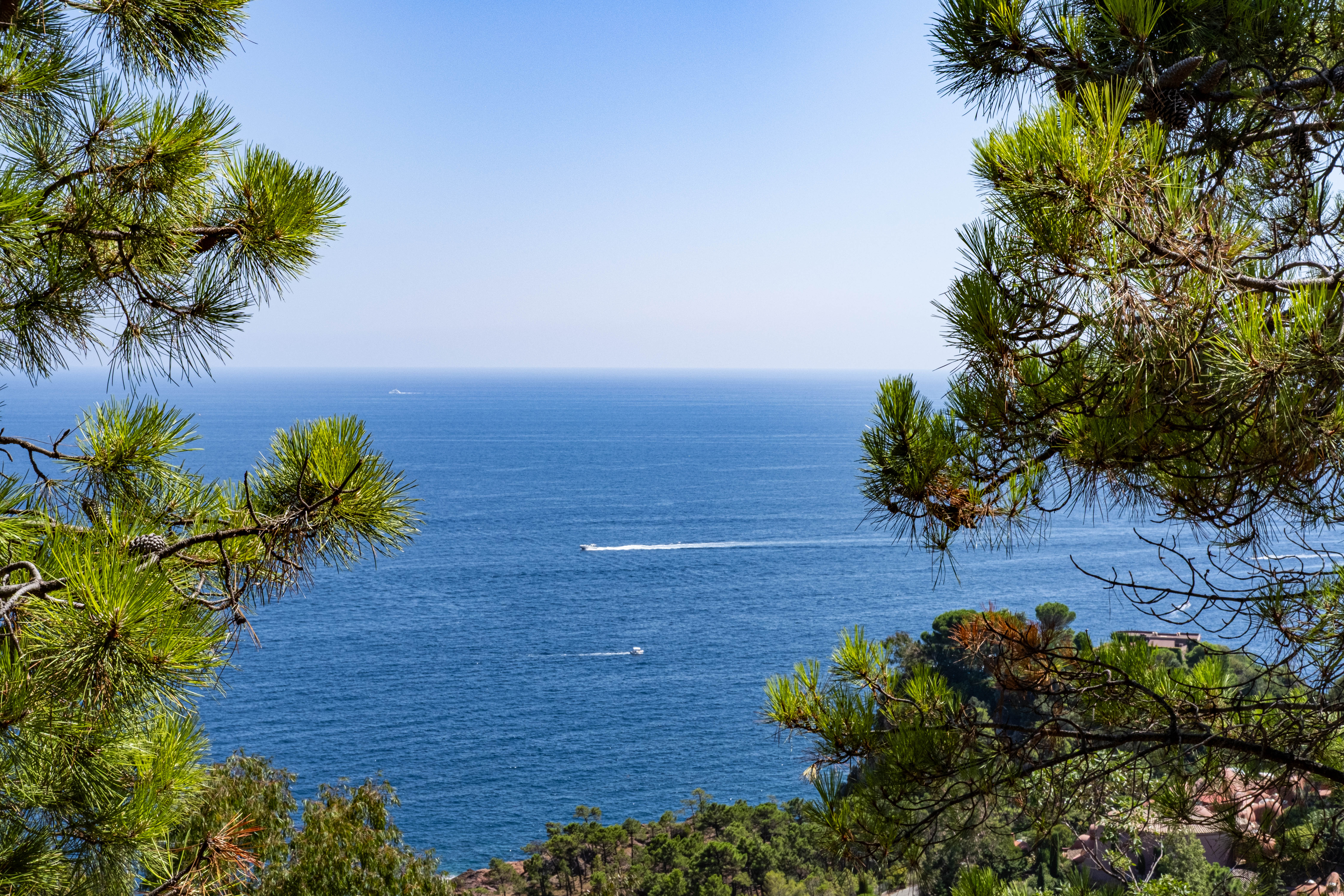 French property for sale in Théoule-sur-Mer, Alpes-Maritimes - €8,500,000 - photo 